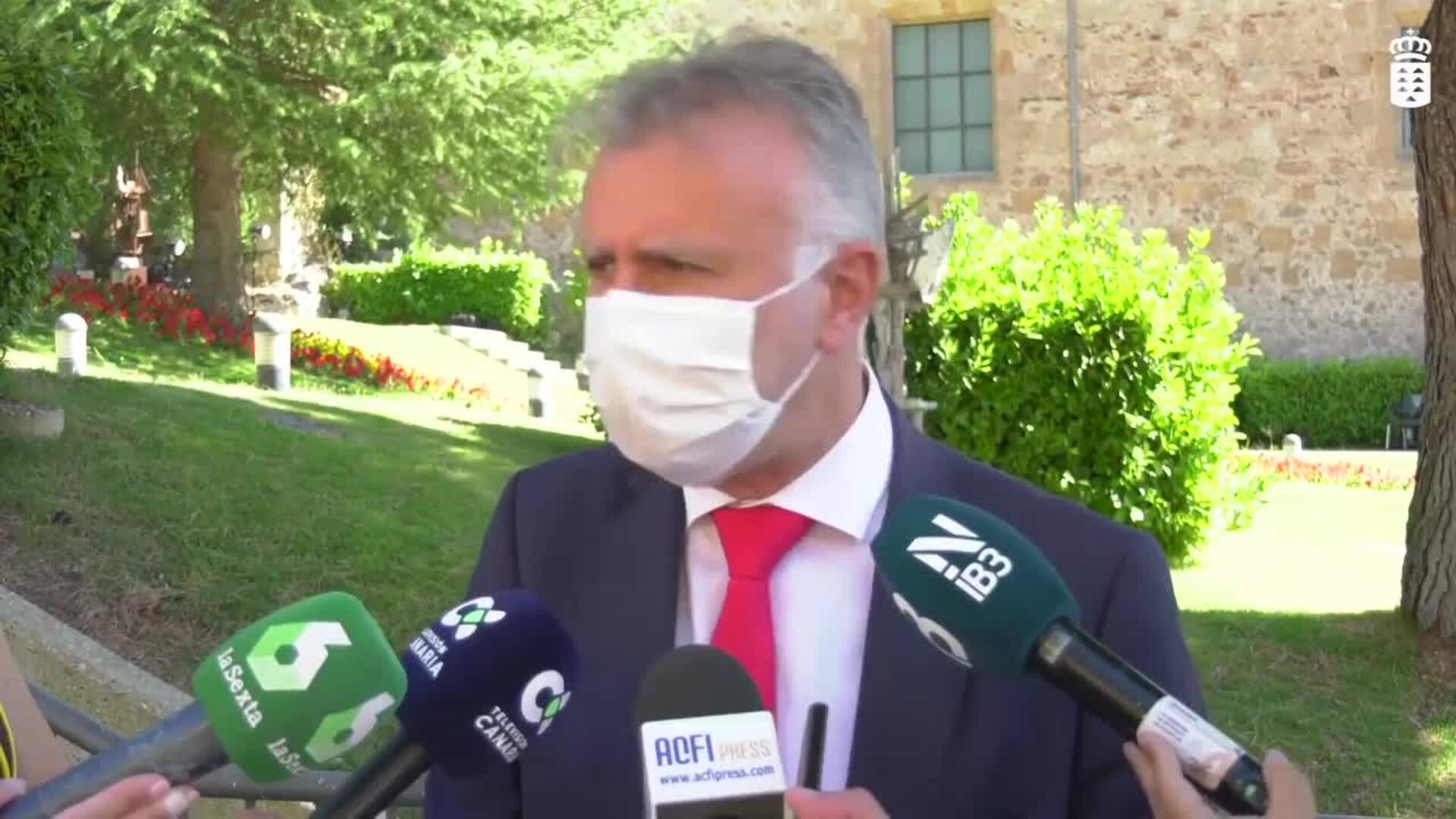 Canarias pide más vacunas y ser sede de la próxima conferencia de presidentes