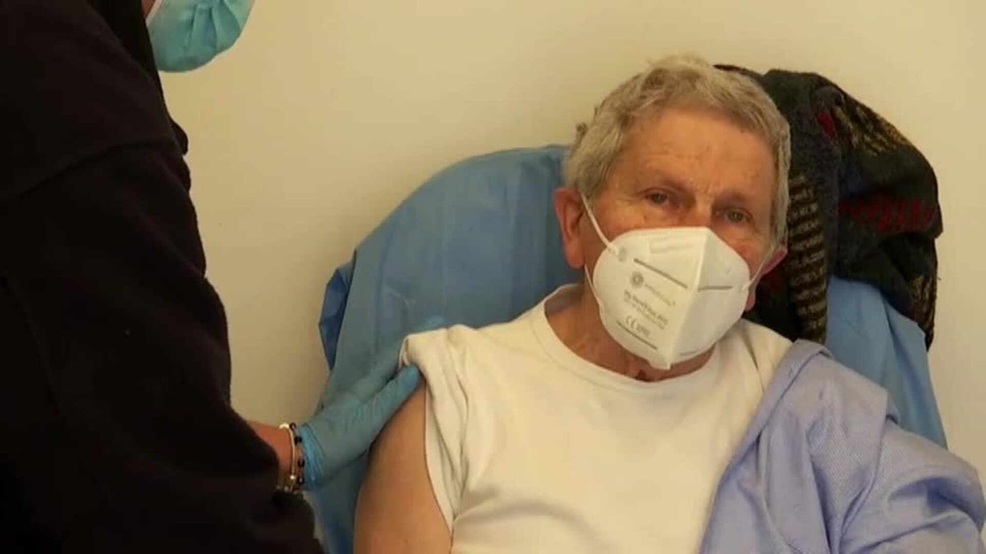 En Italia los que hayan superado la covid recibirán una sola dosis