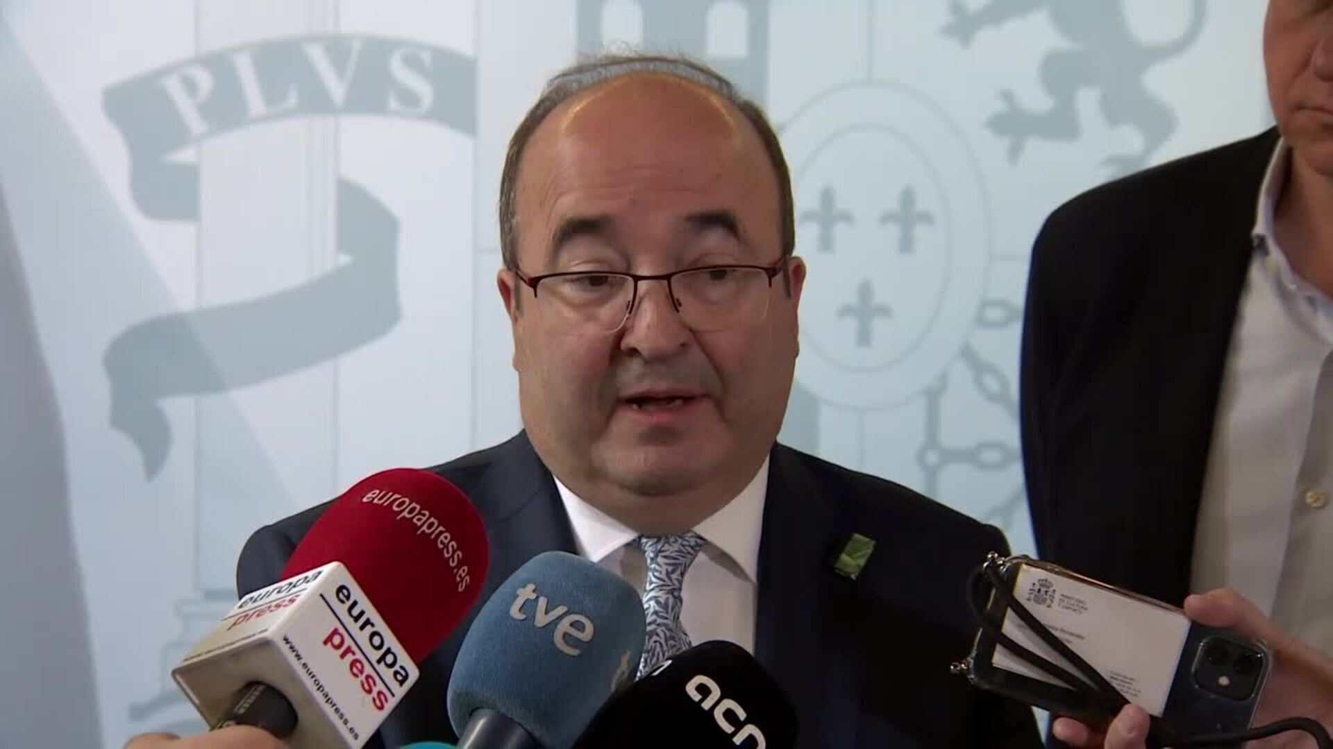 Iceta dice que &quot;no hay alternativa al diálogo&quot; y remite a la comparecencia de Robles