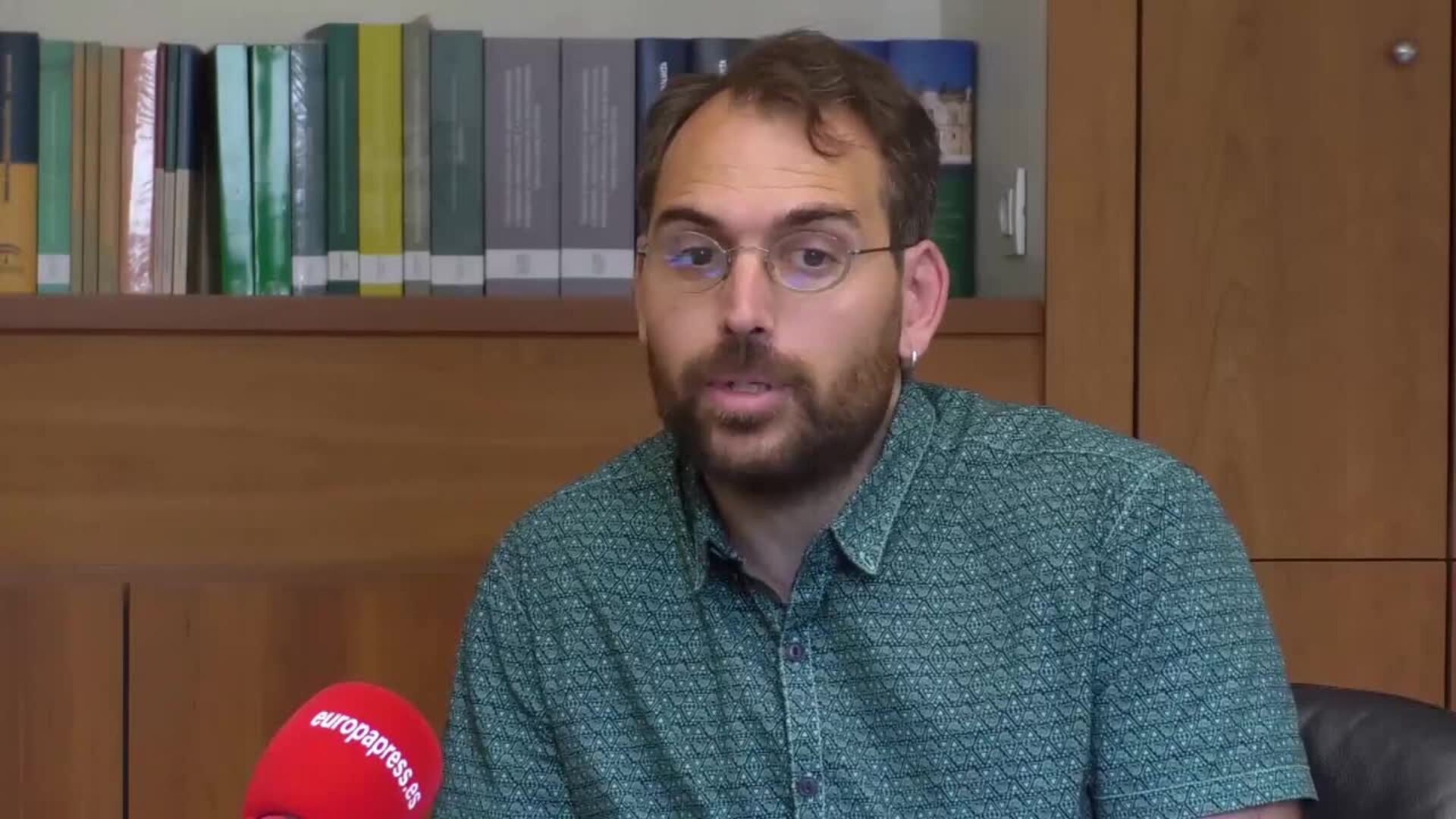 Valero (IU) apremia a Sánchez a abandonar la &quot;ambigüedad&quot;