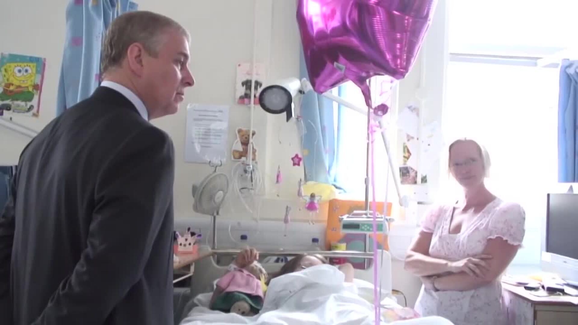 El Príncipe Andrés pierde sus honores militares acorralado por el caso de abusos sexuales