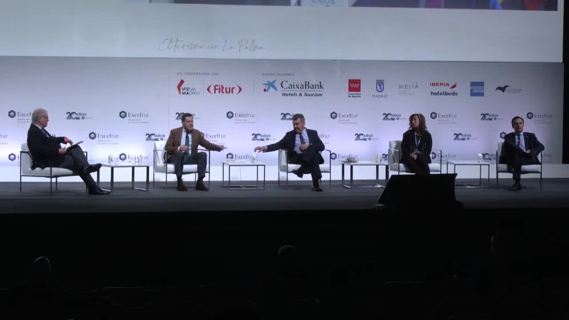 Moreno apuesta en Madrid por &quot;institucionalizar&quot; colaboración público-privada en sector turístico