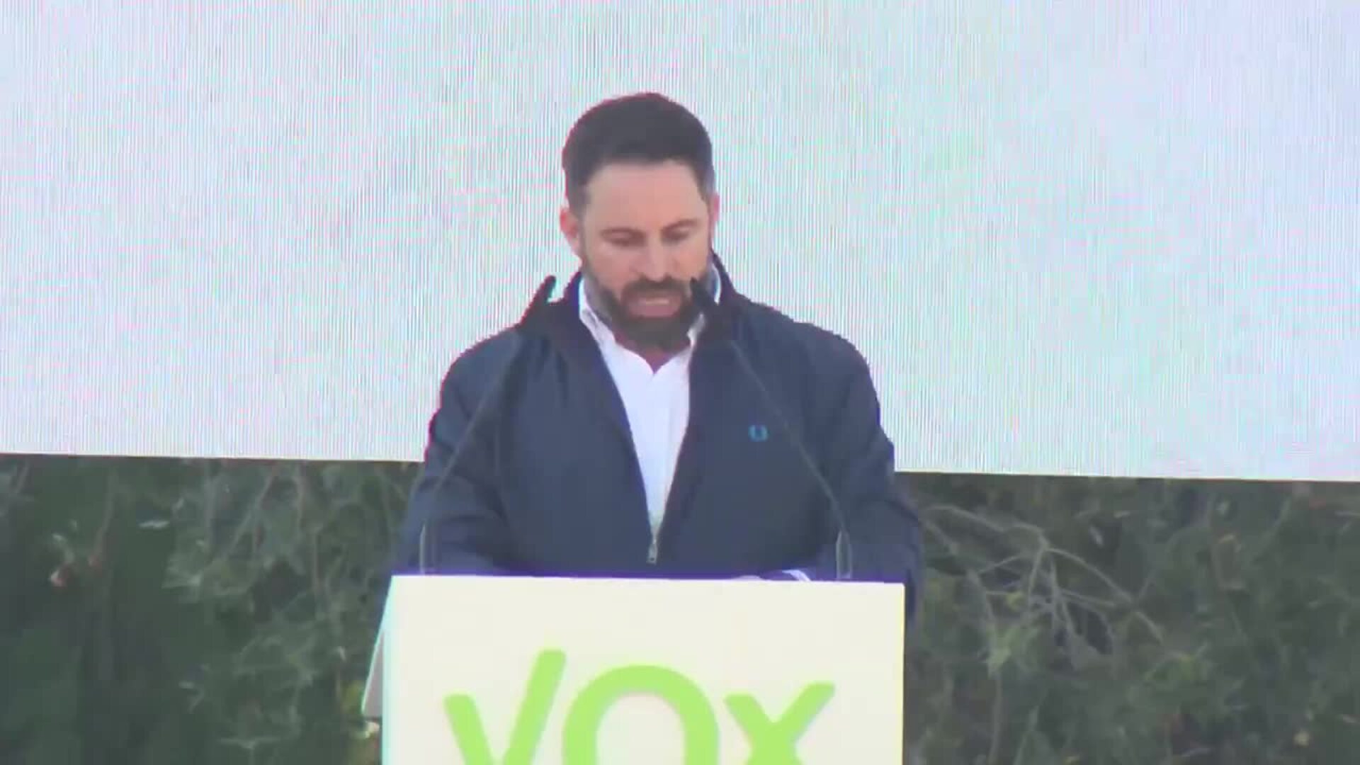 Vox llena Colón contra el separatismo: &quot;Nos hemos quedado solos&quot;