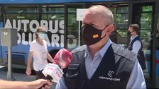 Un autobús solidario recoge productos de higiene en Madrid