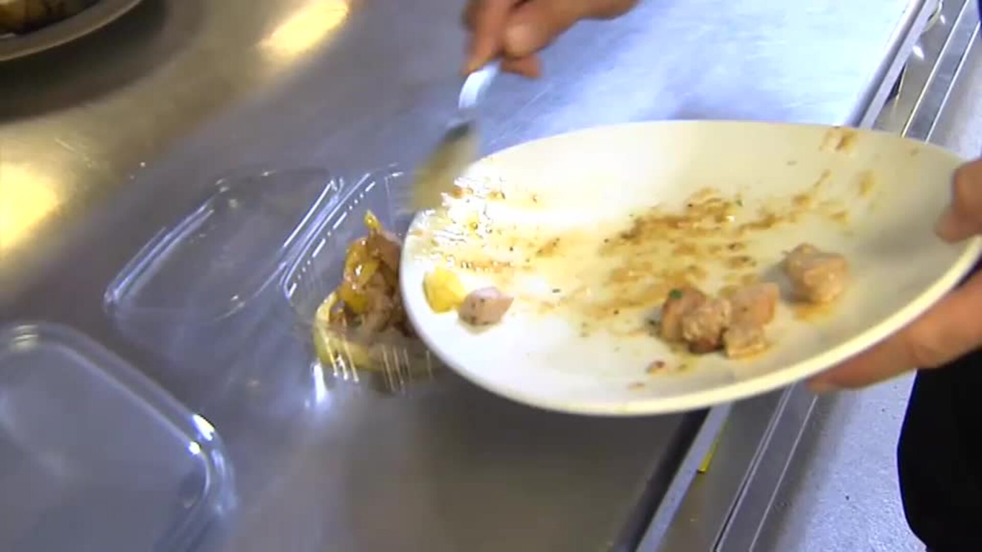 Una tercera parte de los alimentos que se producen acaban en la basura