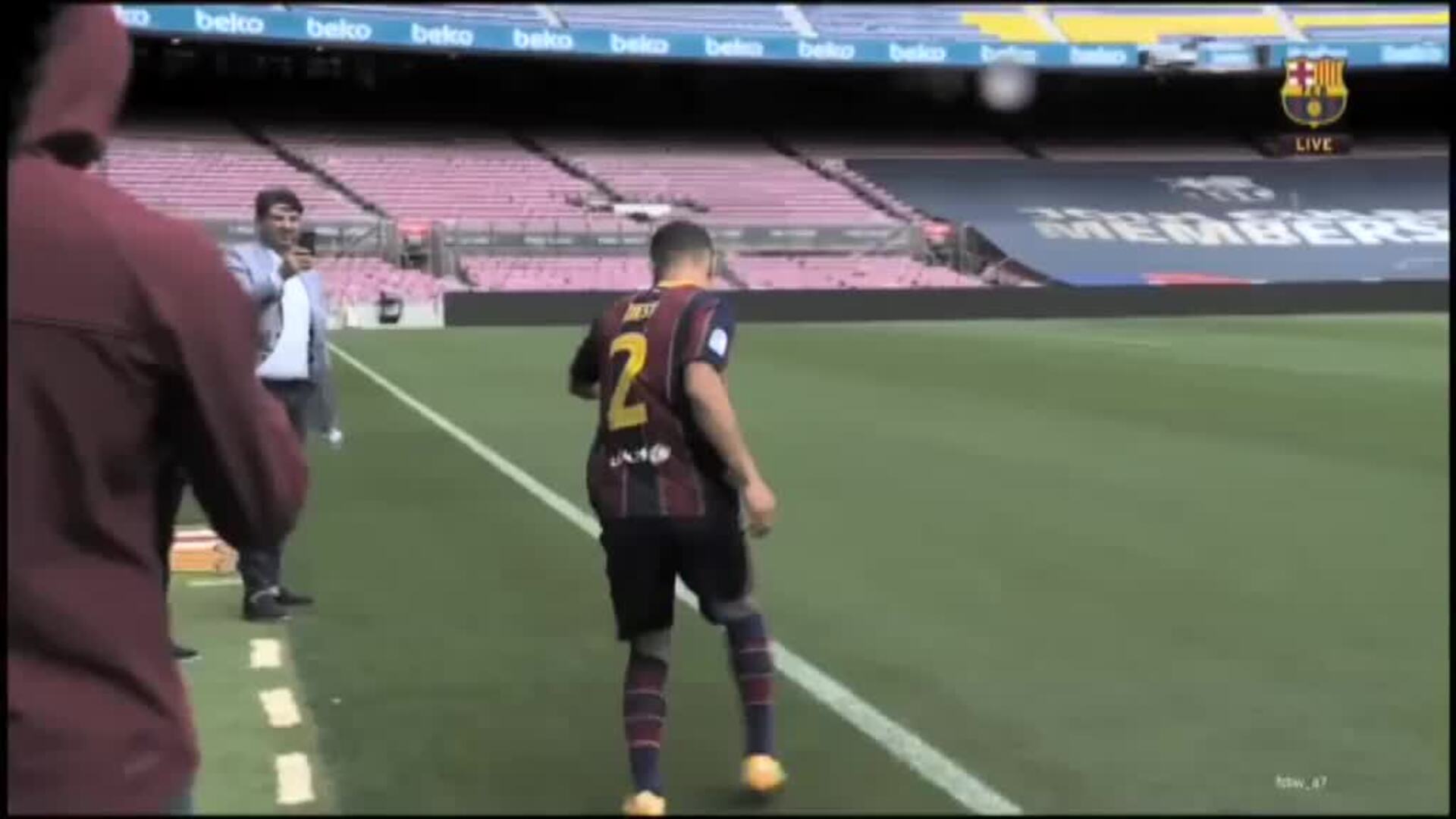 Sergiño Dest, presentado como nuevo jugador del FC Barcelona