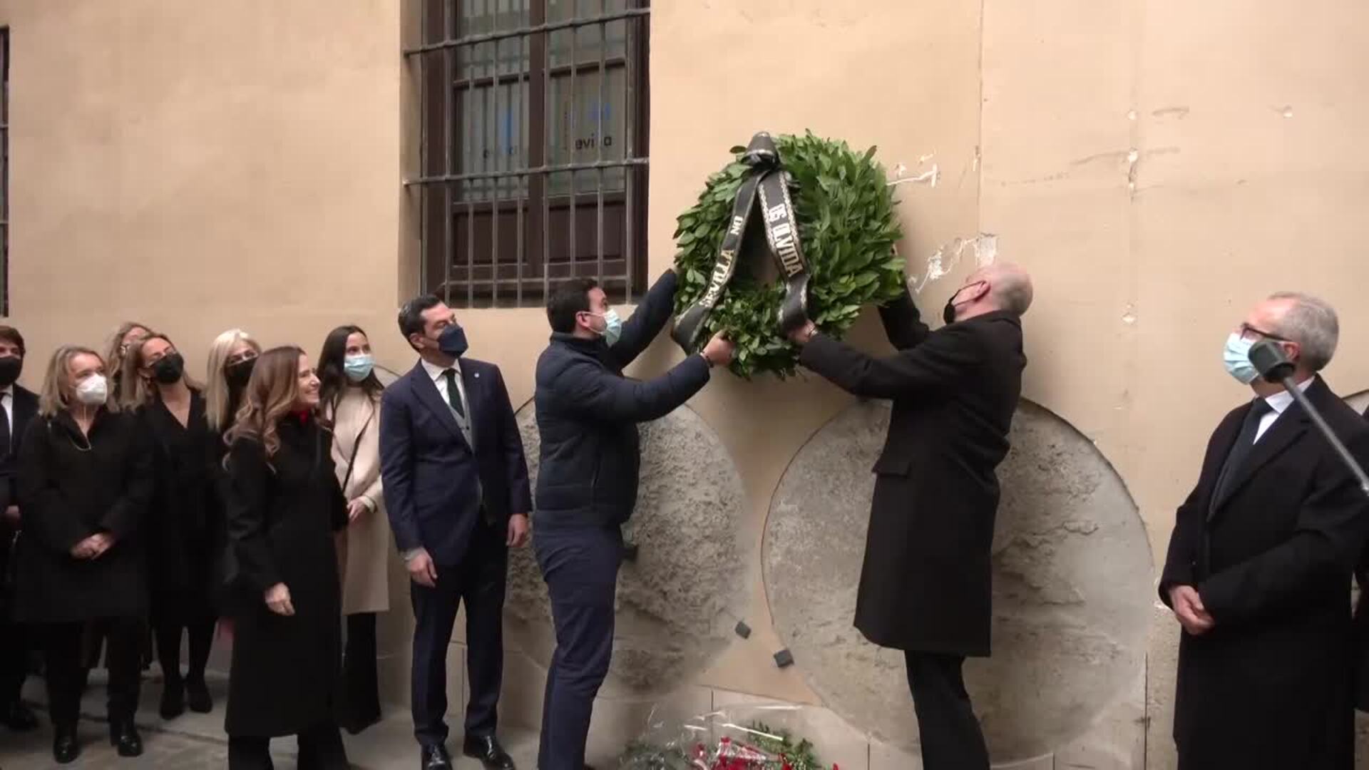 Moreno recuerda que Jiménez-Becerril, su esposa y asesinados por ETA &quot;dieron su vida por libertad&quot;