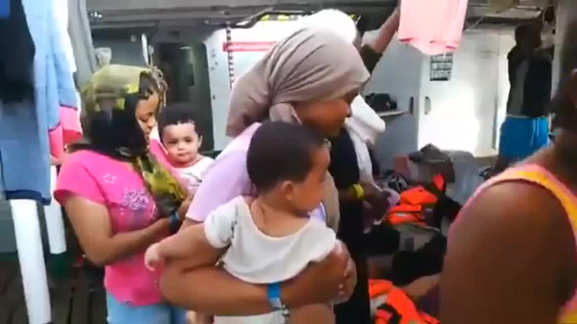 Richard Gere se sube al Open Arms