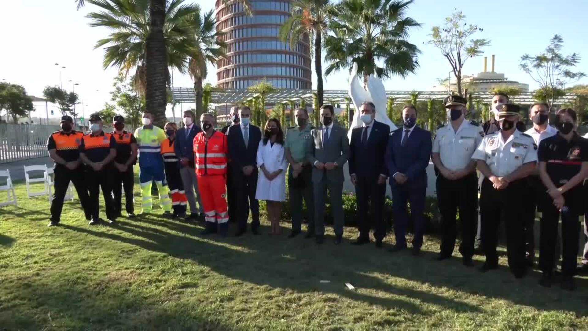 Moreno garantiza compromiso de su Gobierno para que sanidad pública esté &quot;lo más reforzada posible&quot;