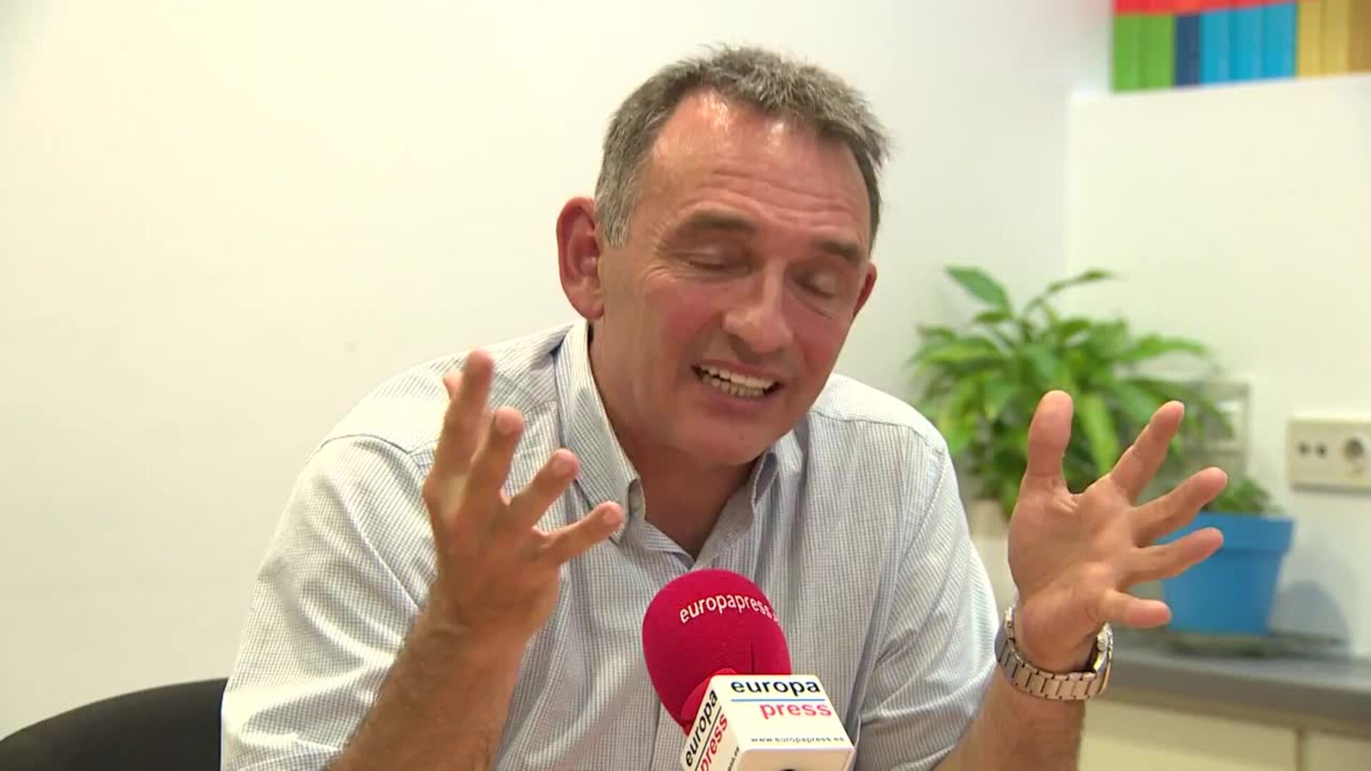 Santiago: &quot;IU no negocia por su cuenta fuera del acuerdo de UP&quot;