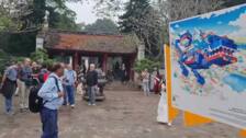 Una exhibición en Hanói muestra la visión de 70 artistas sobre los dragones