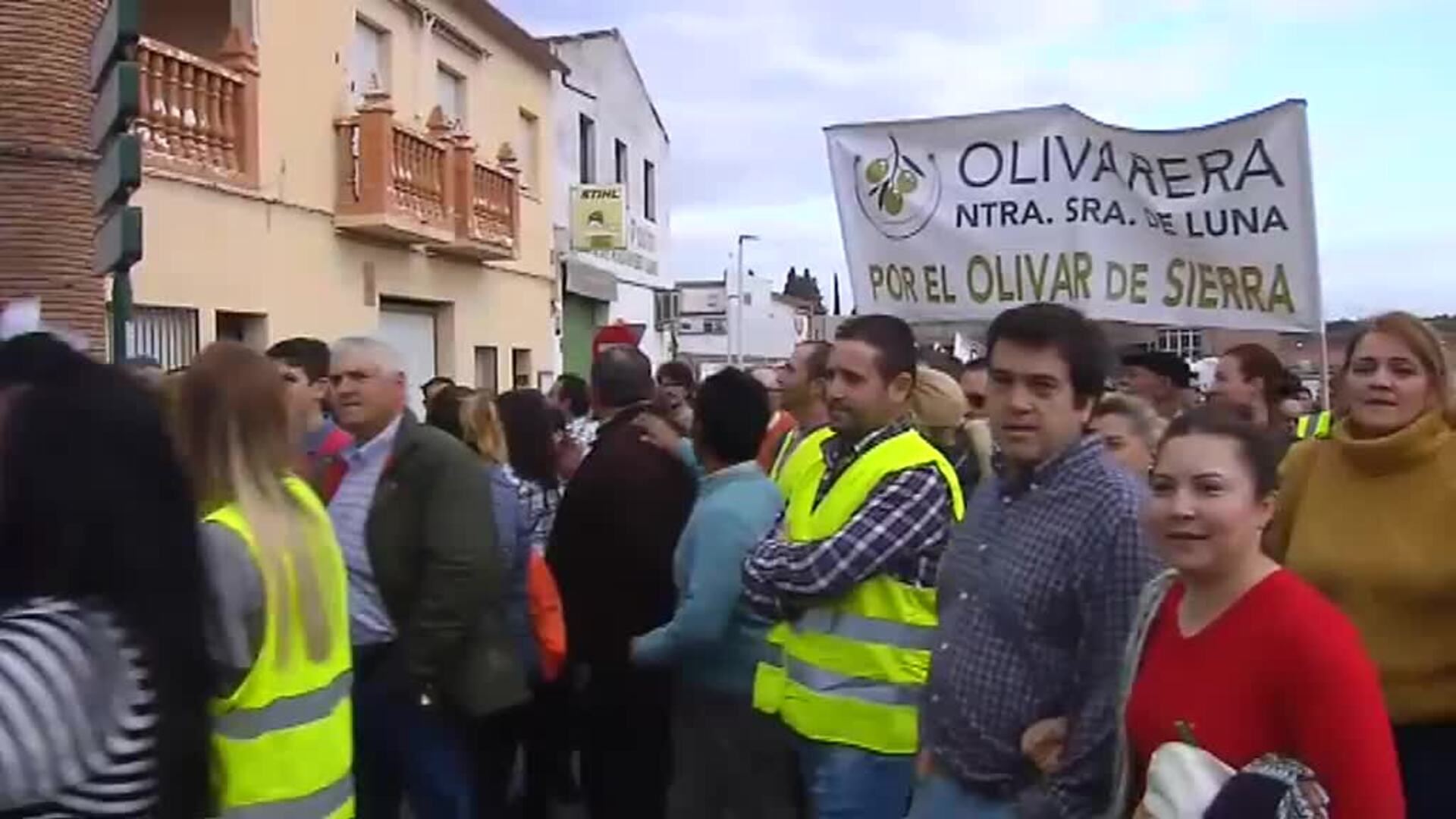 El campo español continúa sus protestas en la calle