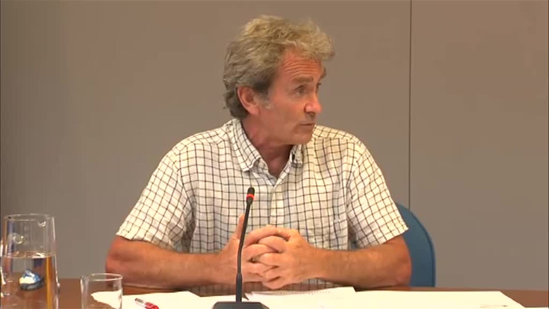 Simón: &quot;No son partidos cualquiera y puedo entender que vacunar a la selección española de fútbol se pueda considerar una excepción de interés&quot;