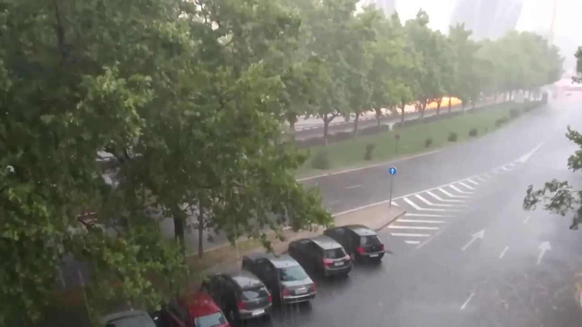 Intensa lluvia de granizo en Madrid