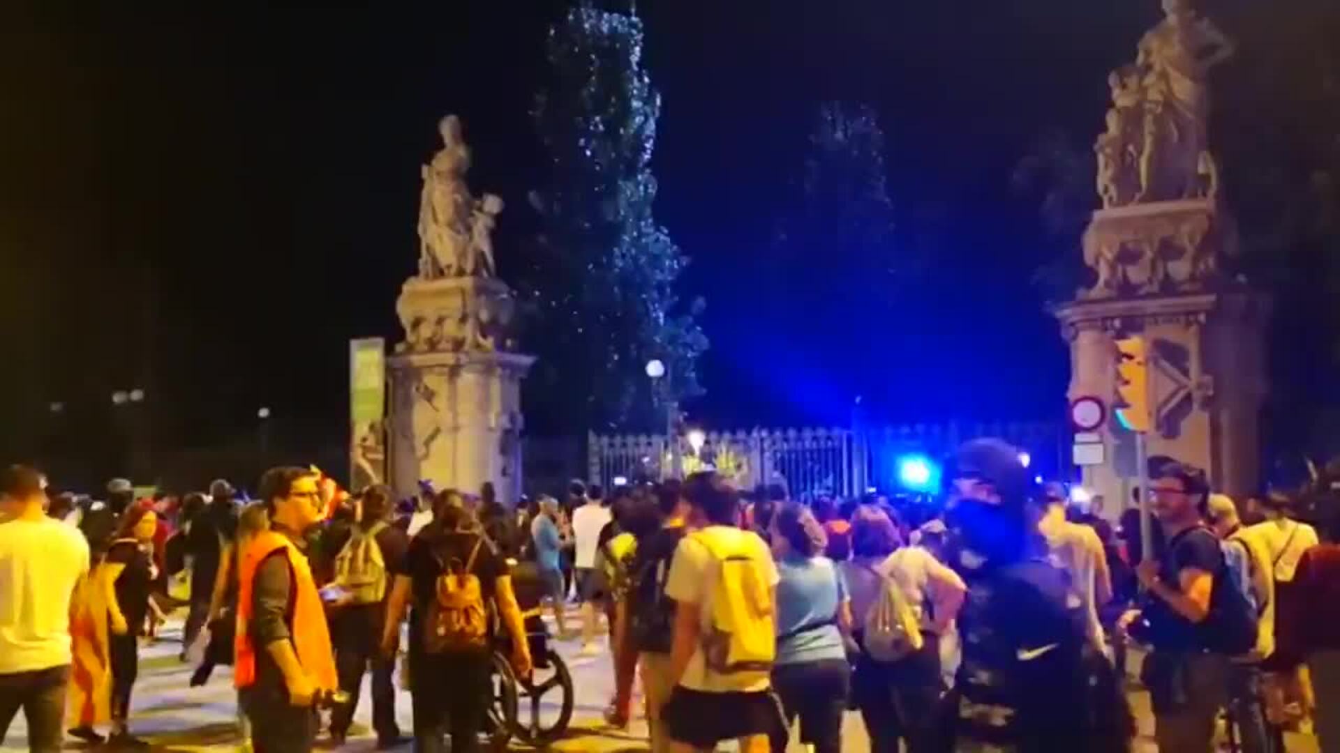 La concentración ante el Parlament se traslada fuera de la Ciutadella