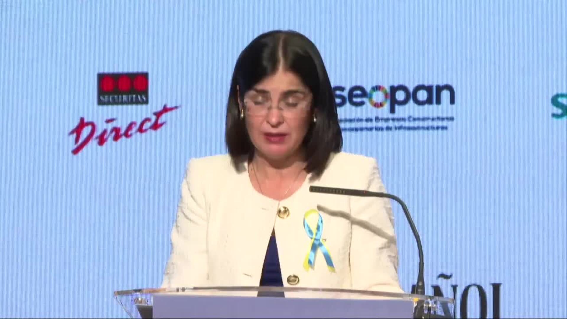 Darias vuelve a condenar la &quot;indecente&quot; guerra destaca la respuesta del SNS a los refugiados