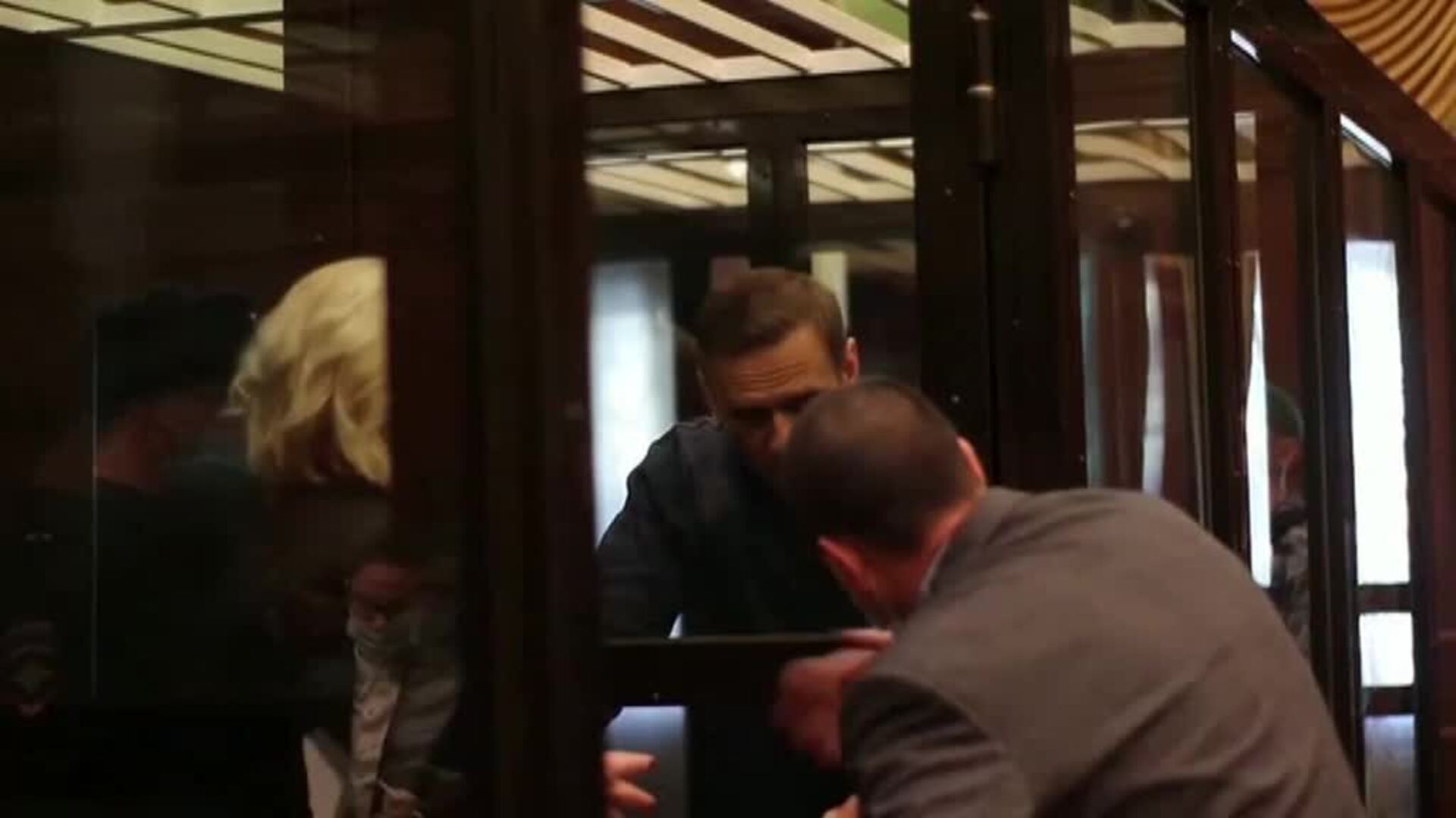 Rusia traslada a Navalni a un hospital penitenciario