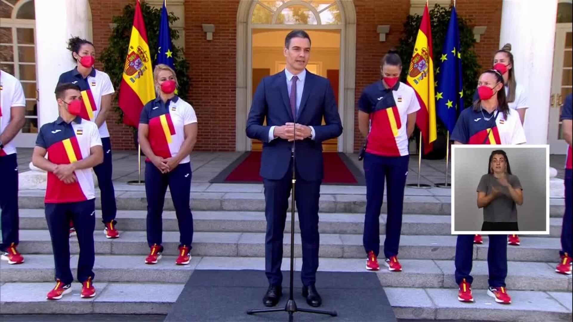 Sánchez a los deportistas olímpicos: &quot;Situad a España en lo más alto&quot;