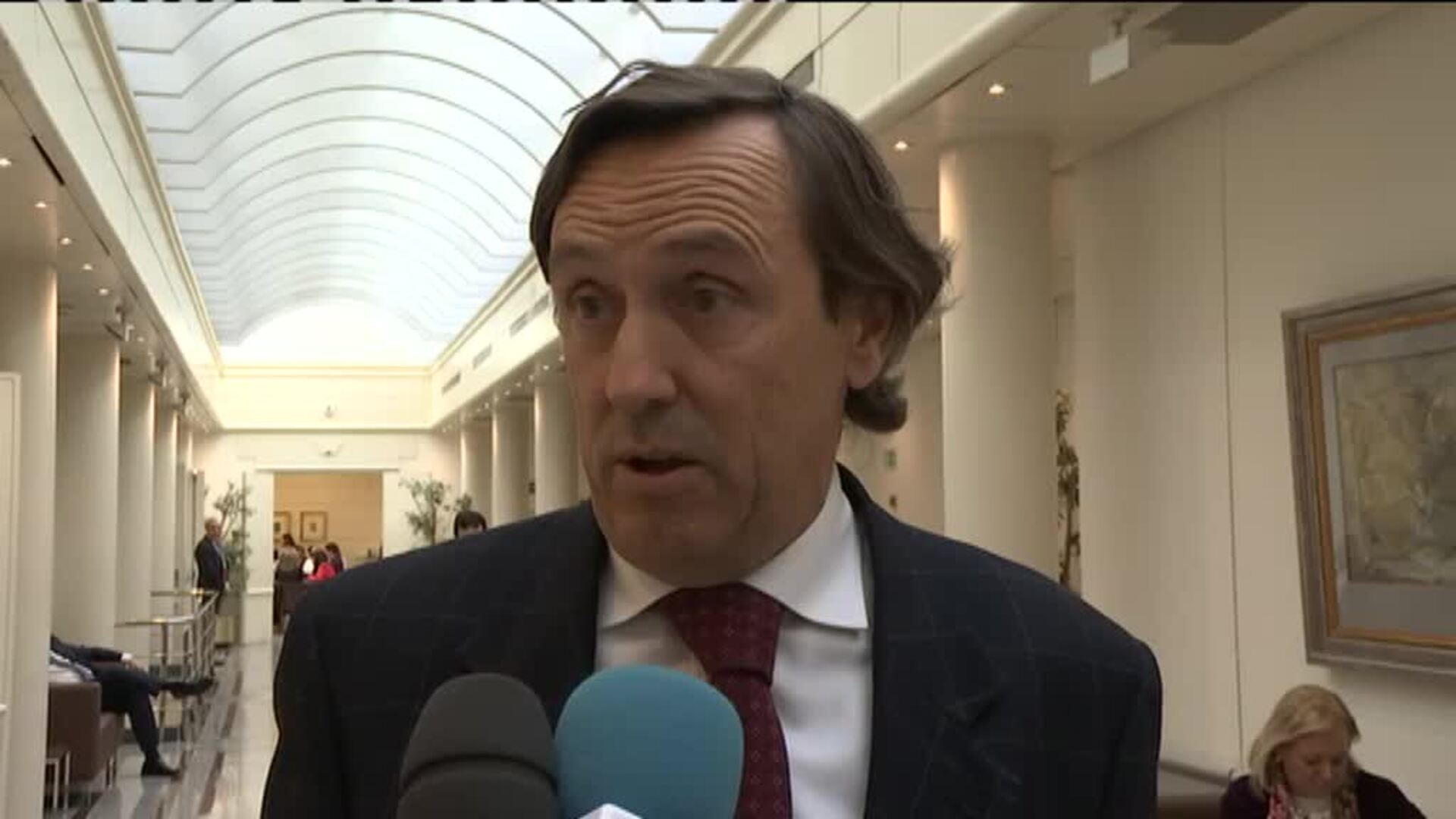 Rafael Hernando: &quot;La izquierda ha intentado apropiarse de la defensa de unos derechos como son los de la mujer&quot;