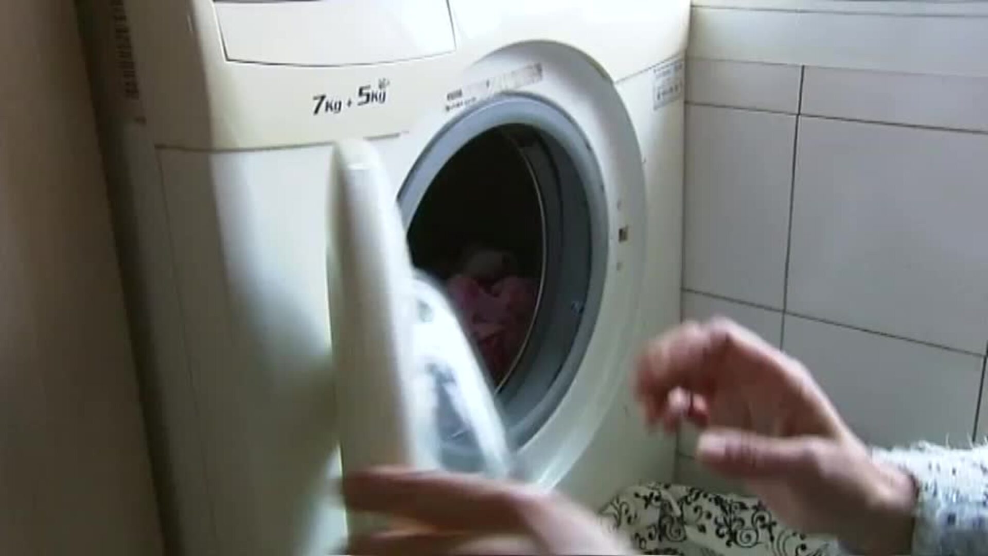 ¿Cómo evitar el contagio cuando se convive con una persona que ha dado positivo en coronavirus?