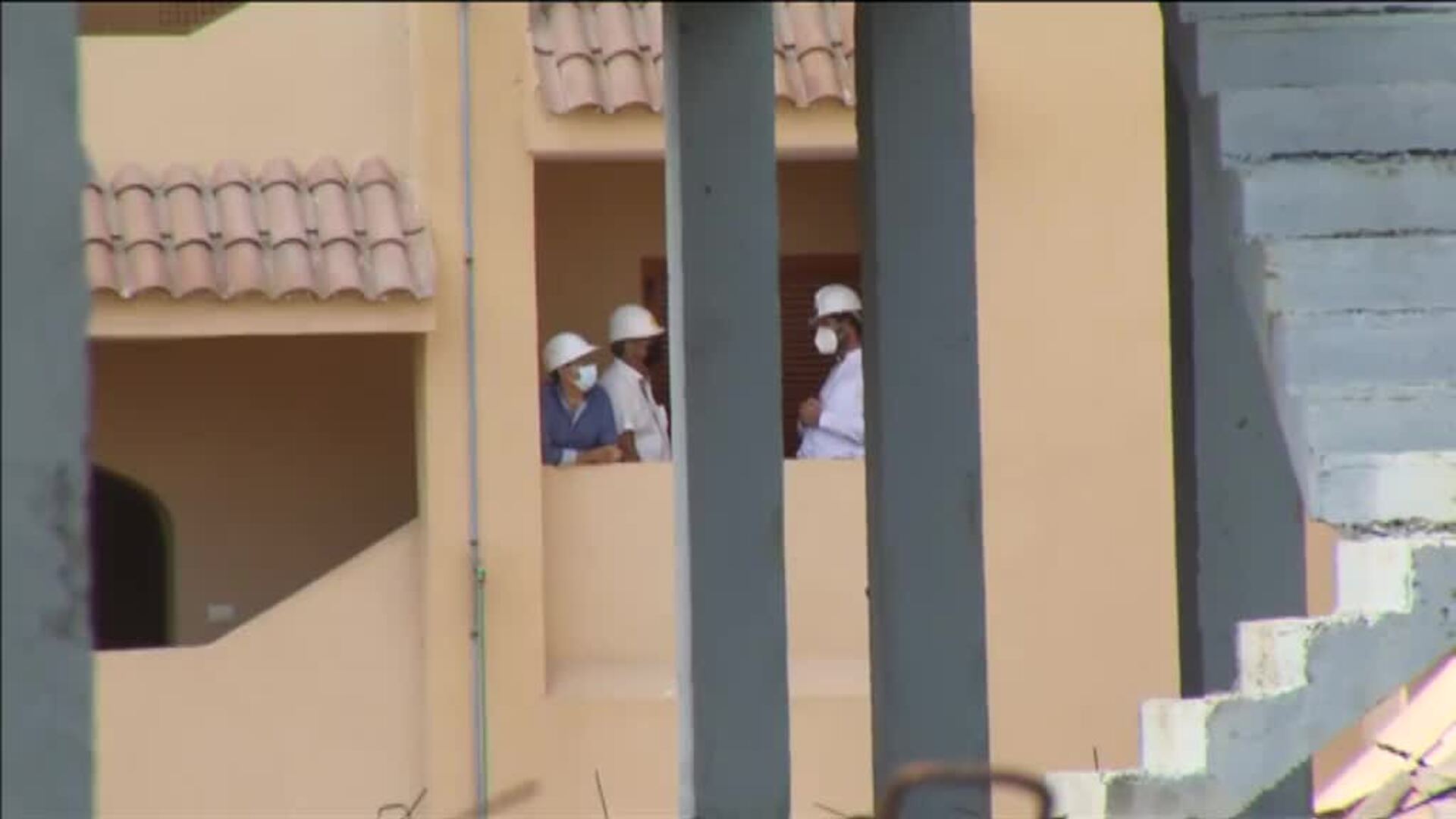 Las lluvia torrencial pudo afectar a los cimientos del edificio que ha colapsado en Peñíscola