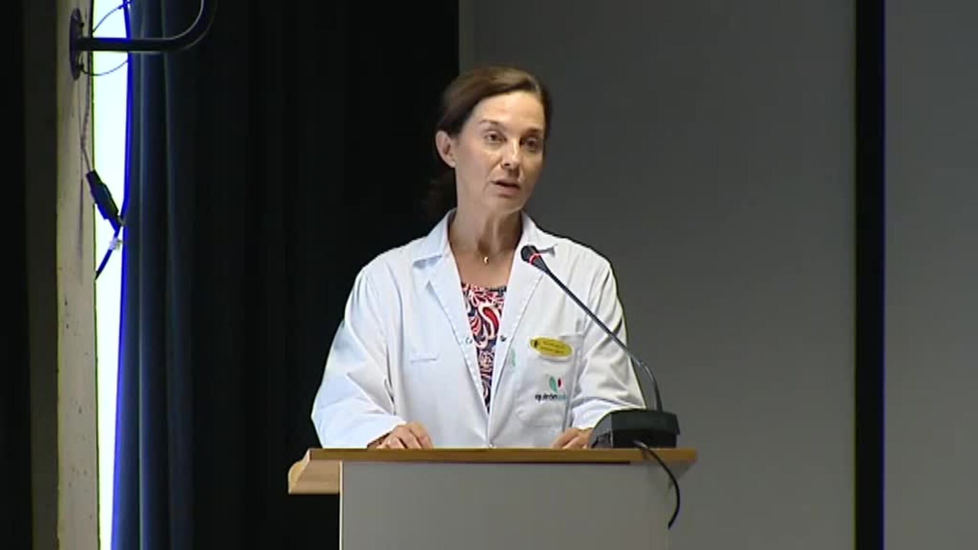 El rey Juan Carlos podría pasar a planta en las próximas horas