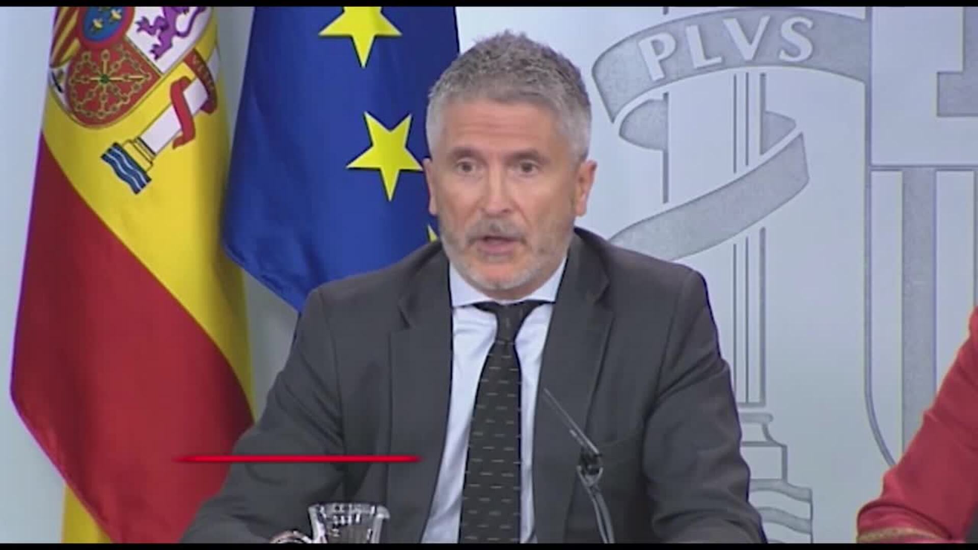 El Gobierno ve &quot;absurda&quot; la propuesta de Iglesias