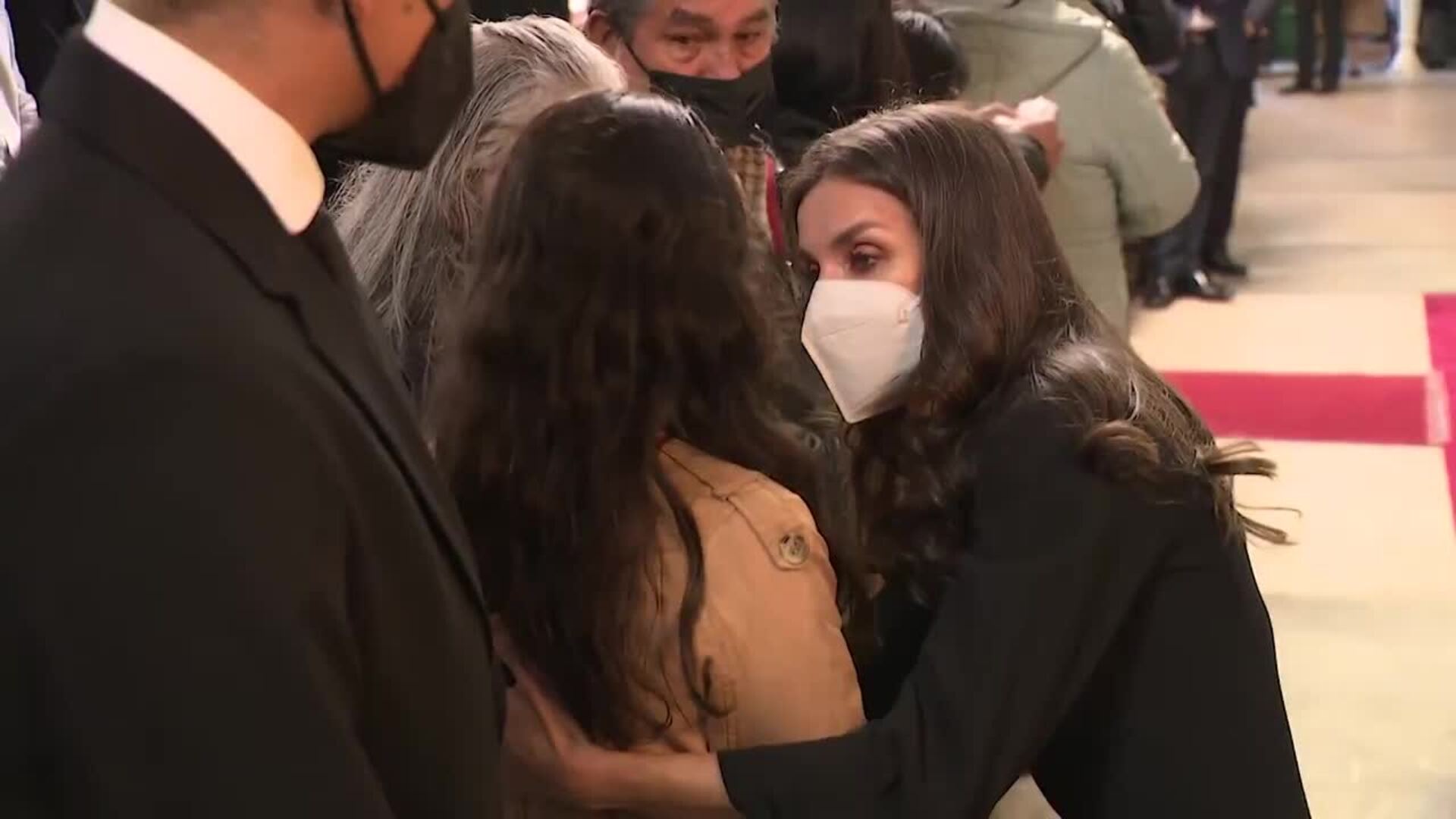 Los Reyes acompañan a los familiares en el emotivo funeral por el &#039;Villa de Pitanxo&#039;