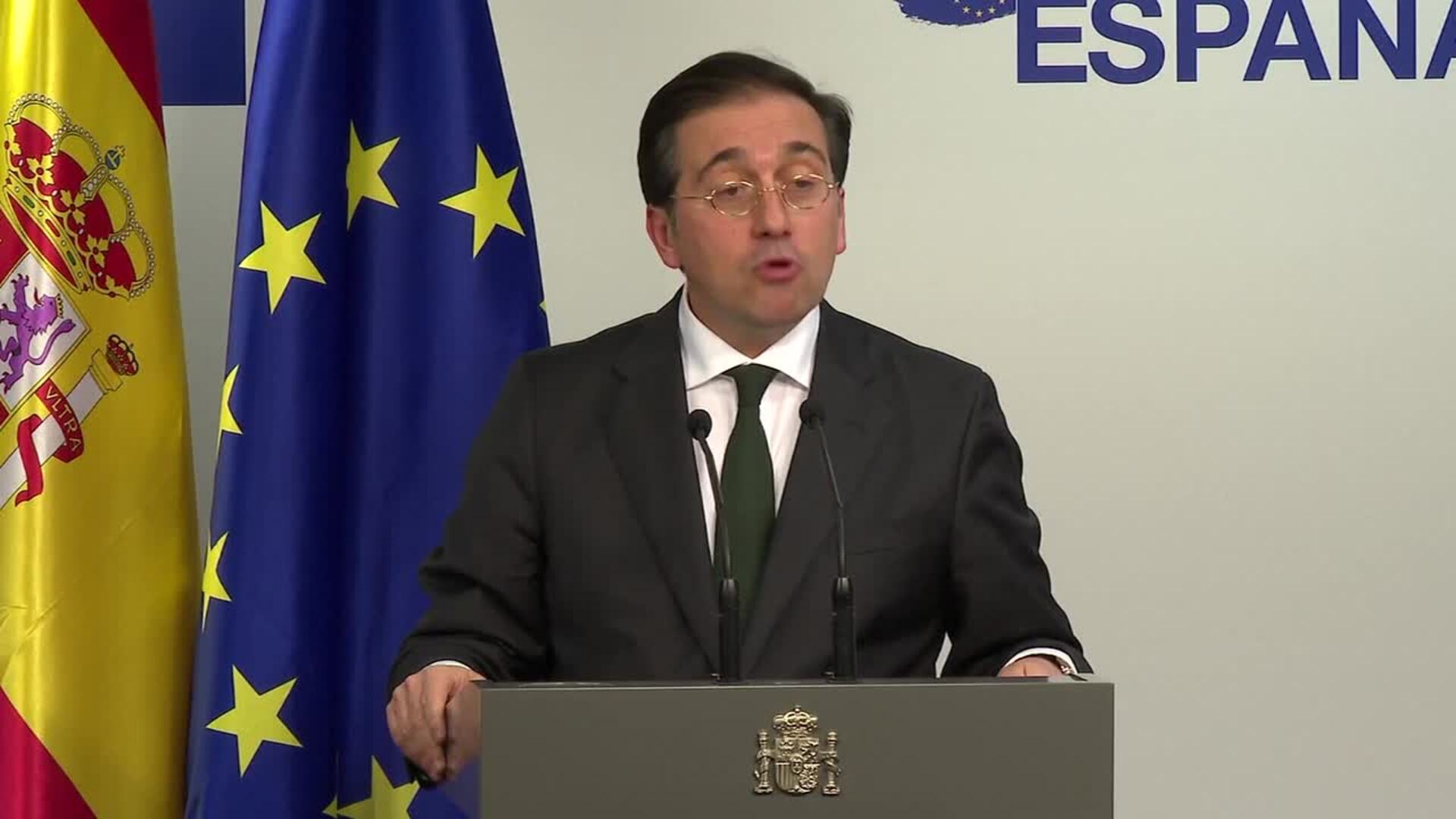 Albares apoya una solución mutuamente aceptable en el marco de la ONU