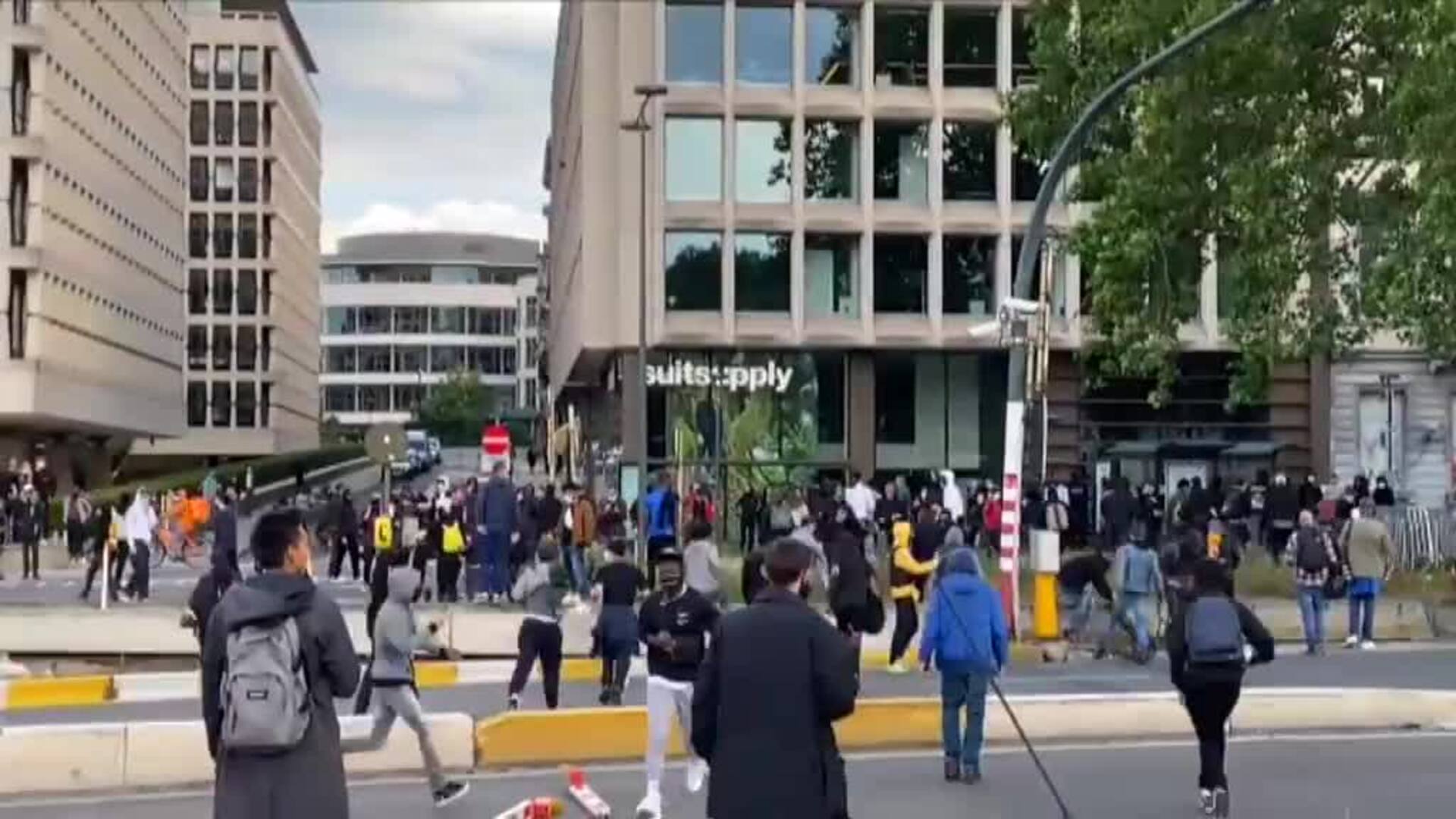 La manifestación antirracista de Bruselas por George Floyd acaba en enfrentamientos con la Policía belga