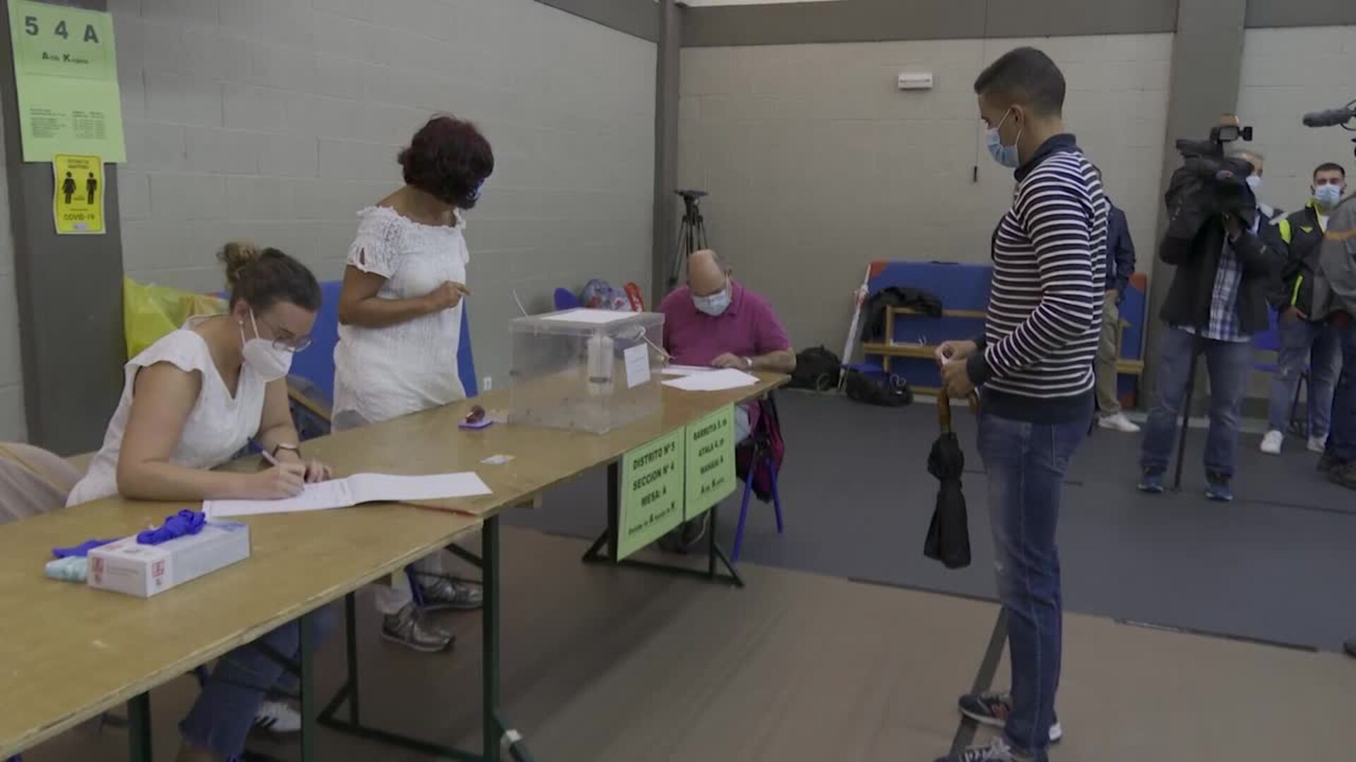 La JEC subraya que no puede privar de voto presencial a positivos por Covid-19