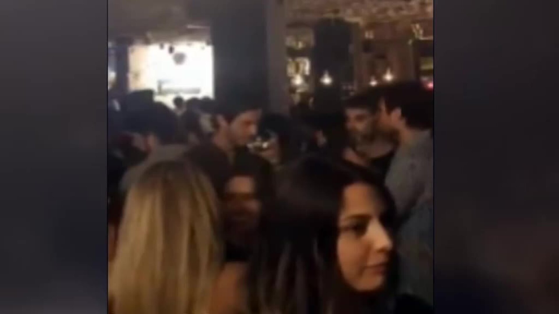 La noche reabre sus puertas a muchos jóvenes descontrolados