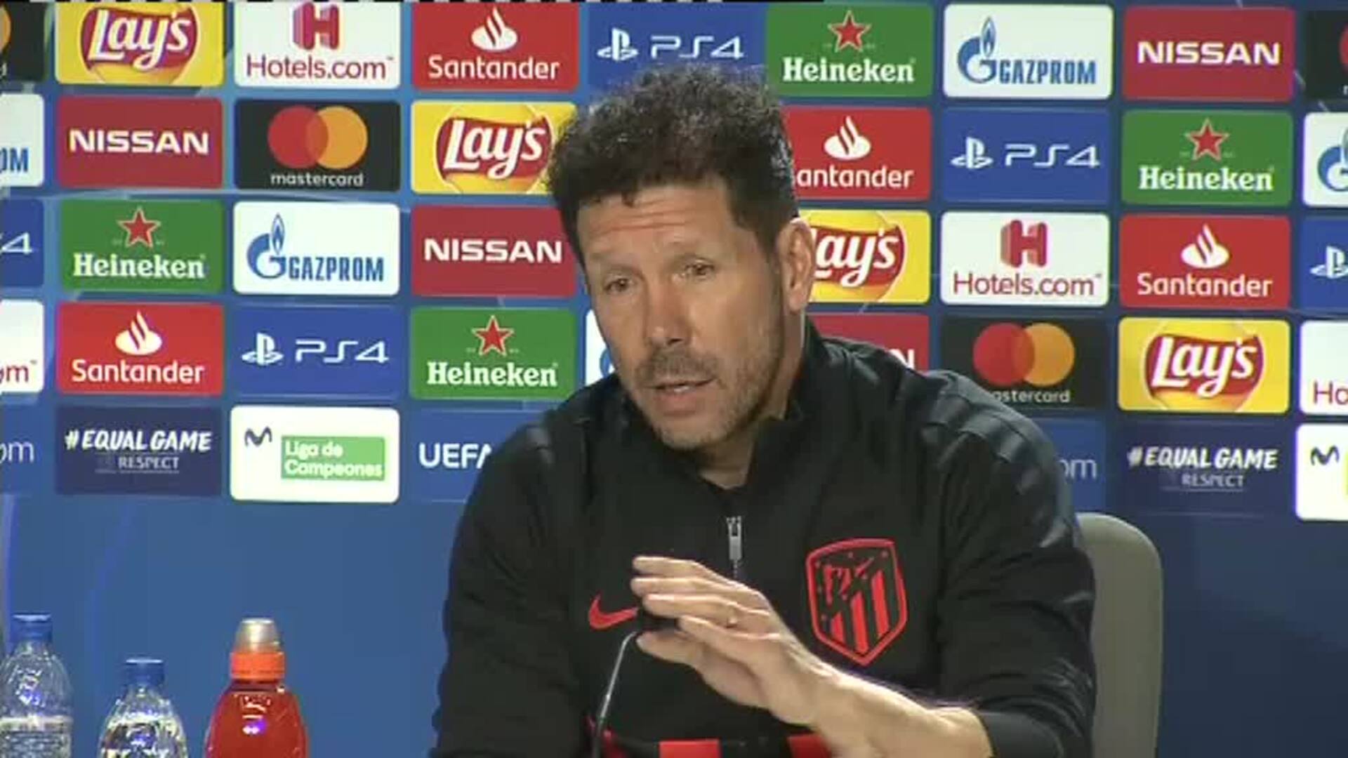 Simeone: &quot;Este Liverpool quedará en la historia&quot;