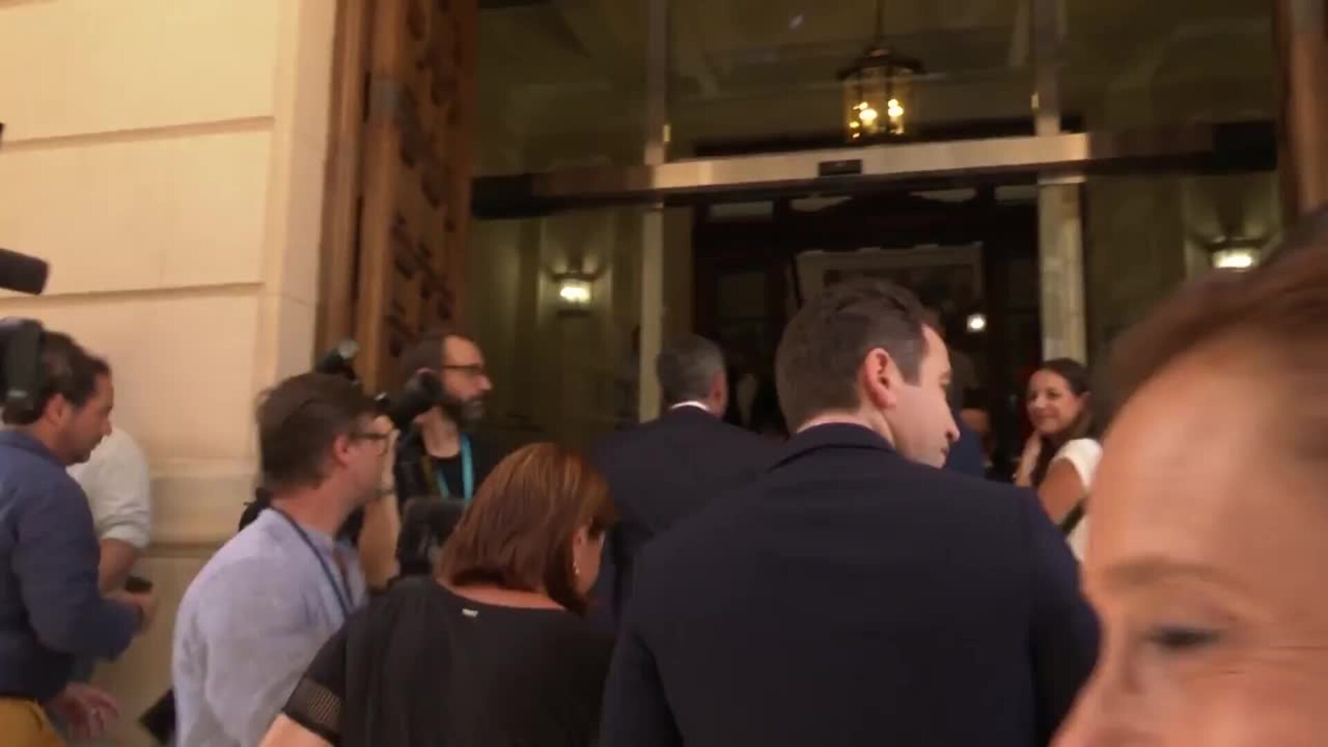 Celaá no descarta a Irene Montero en el Gobierno