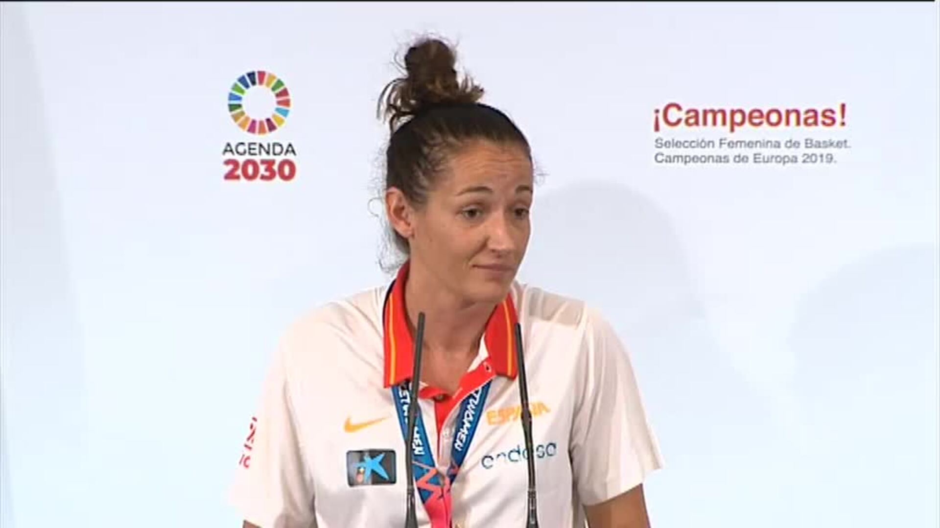 Pedro Sánchez: &quot;El empeño, el sacrificio y el compañerismo que se destila viéndoos jugar&quot;