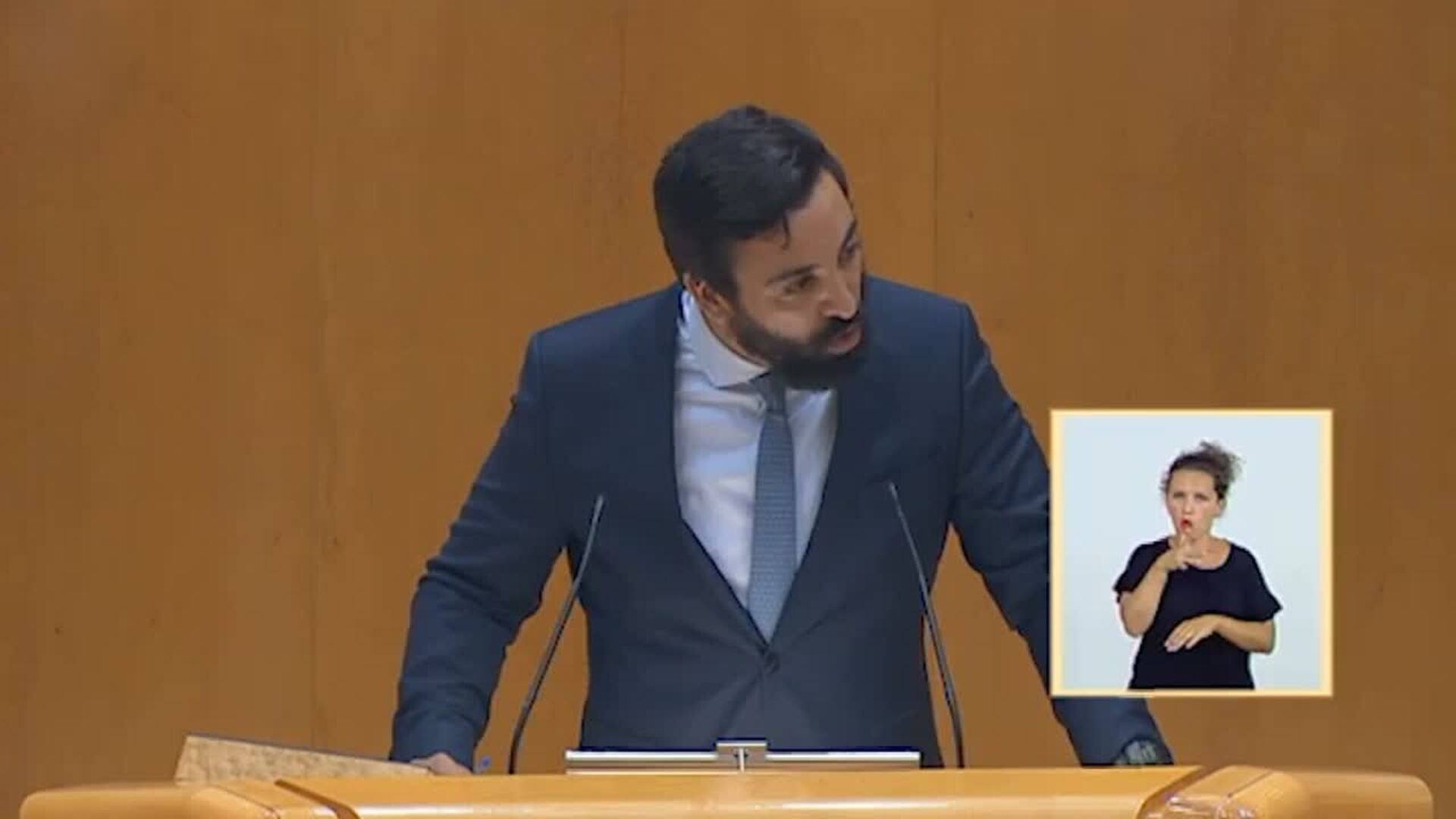 Vox insta a Sánchez a pedir perdón por su gestión de la pandemia