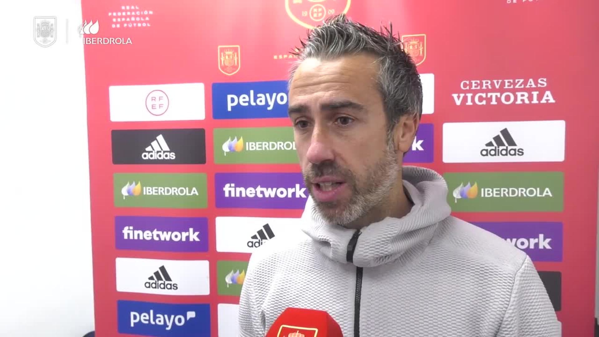 La selección femenina no pasa del empate ante Inglaterra (0-0) en la Arnold Clark Cup