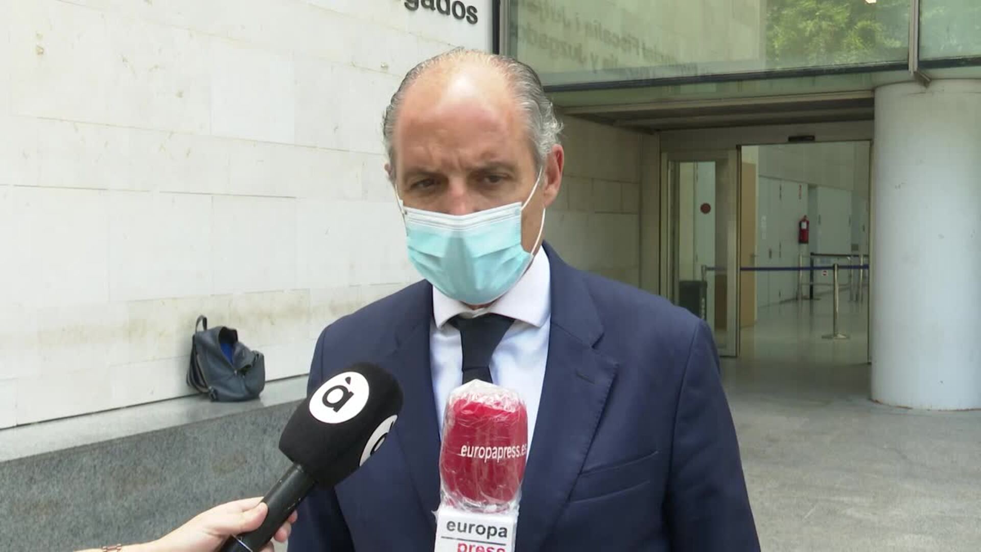 Camps: &quot;Si España se hubiera cerrado antes, Cotino estaría vivo&quot;