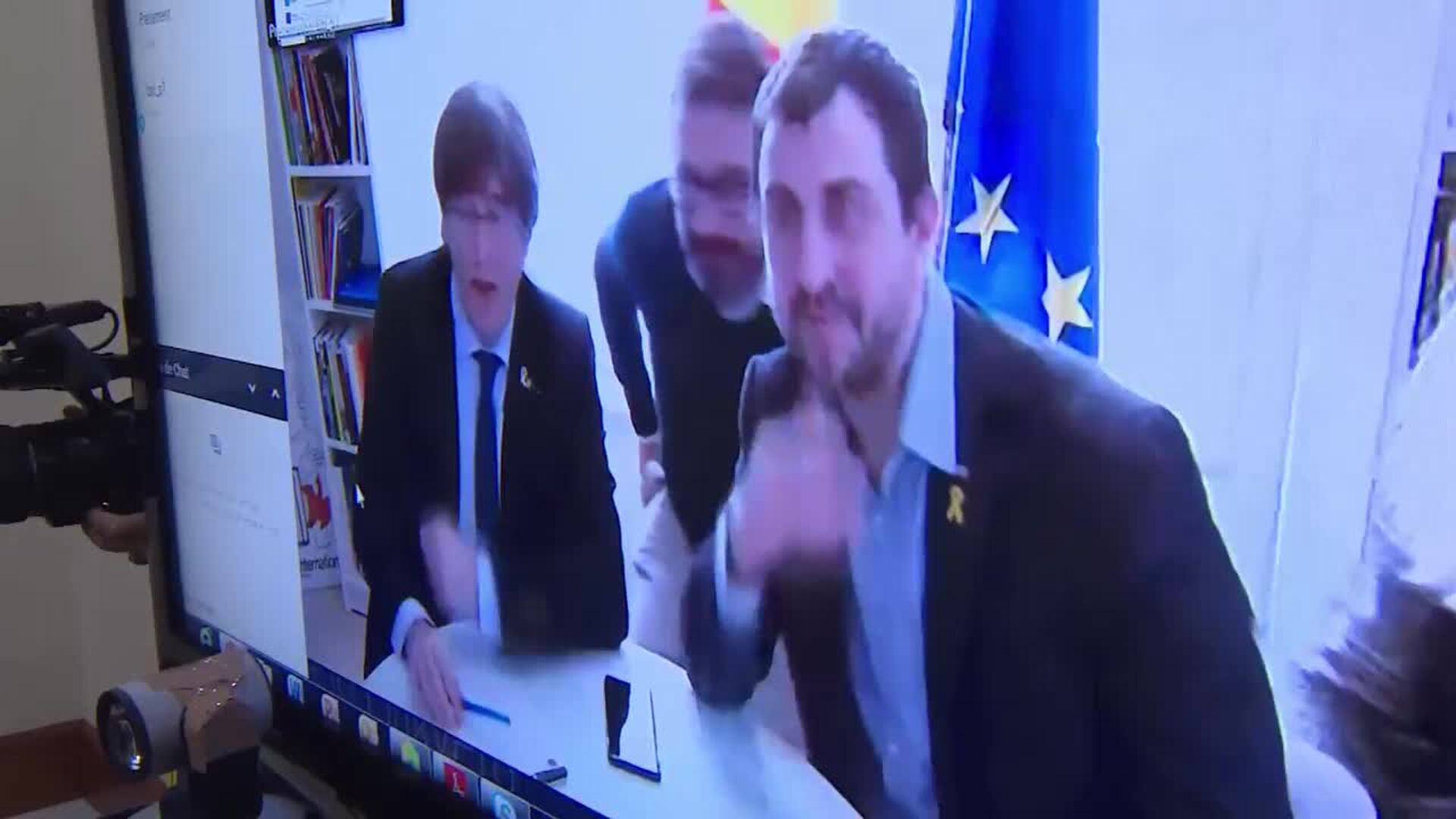 Un policía salva a un niño de 4 años de morir atragantado con un trozo