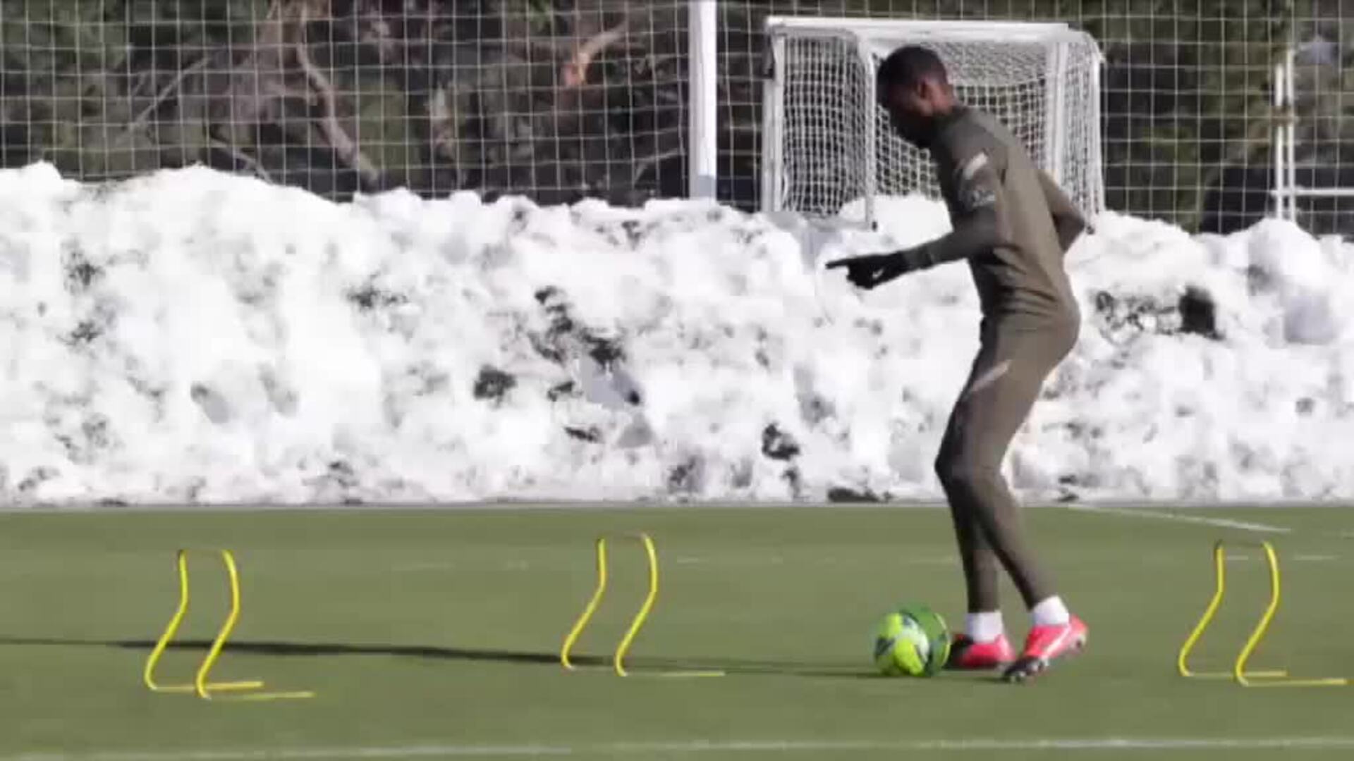 Primer entrenamiento de Dembélé con el Atlético