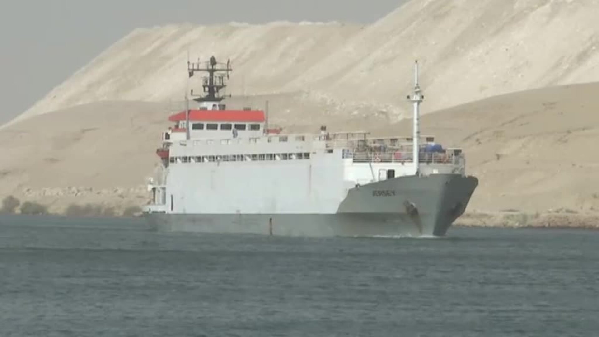 Entre las mercancías bloqueadas en Suez hay unos 13 millones de barriles de petróleo