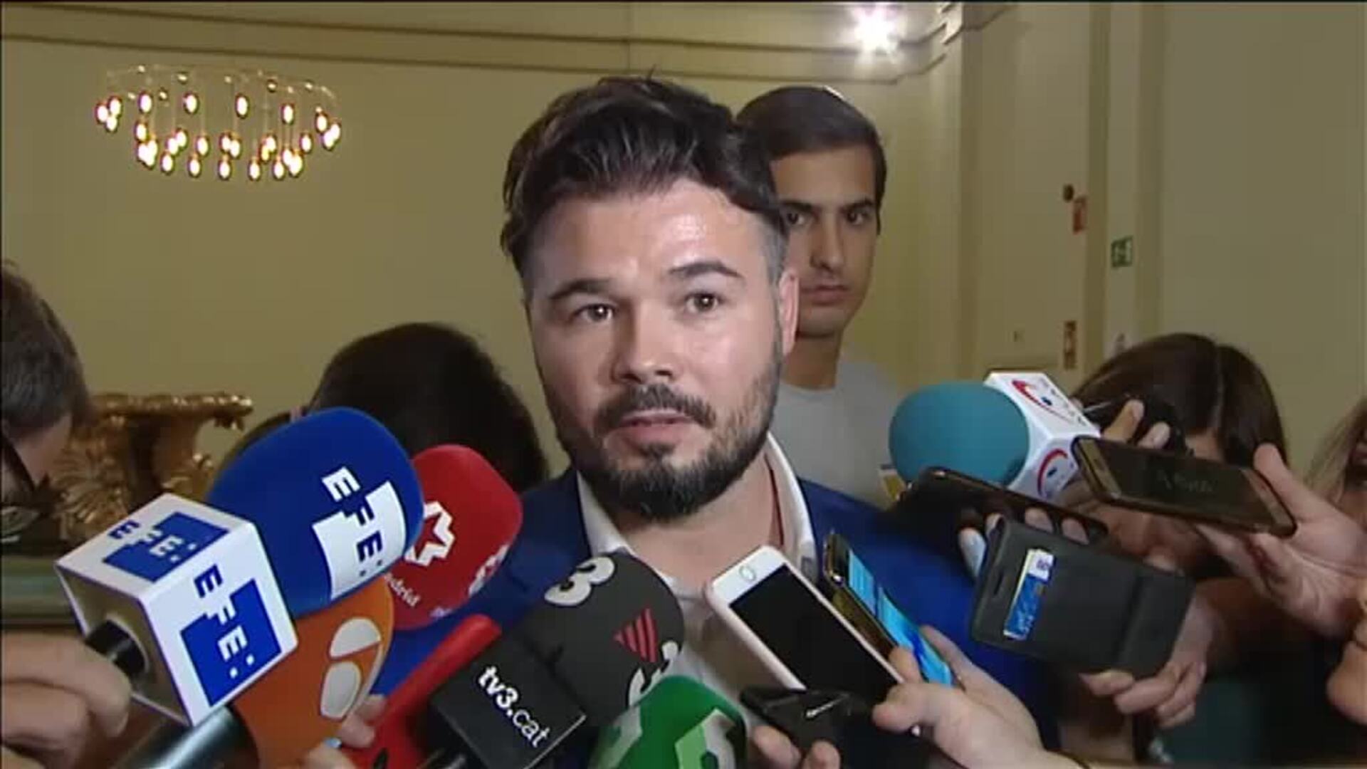 Rufián: &quot;Que se encierren en una sala hasta que lleguen a un acuerdo&quot;