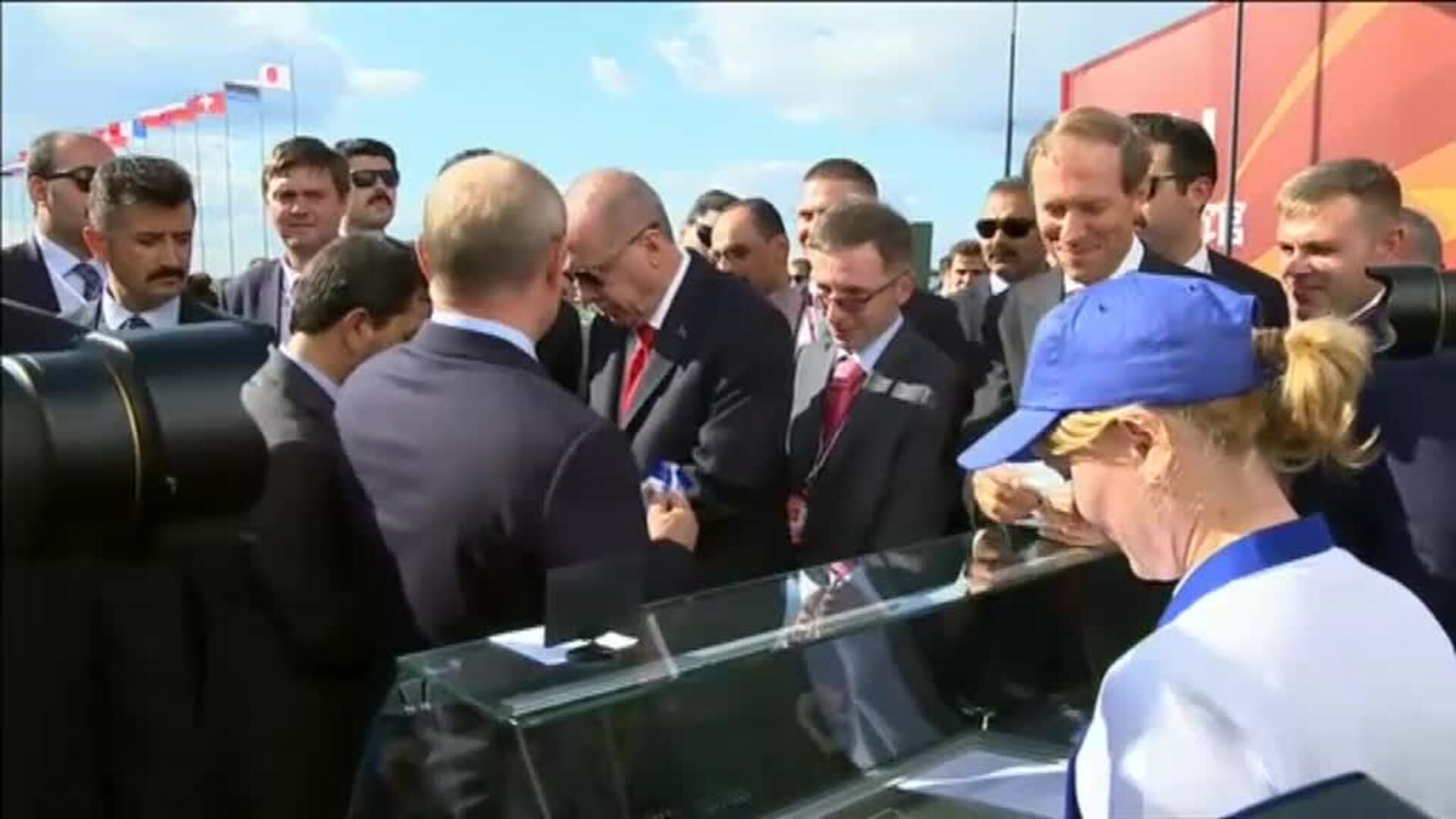Putin y Erdogan disfrutan de un helado en el salón aeronáutico MAKS 2019