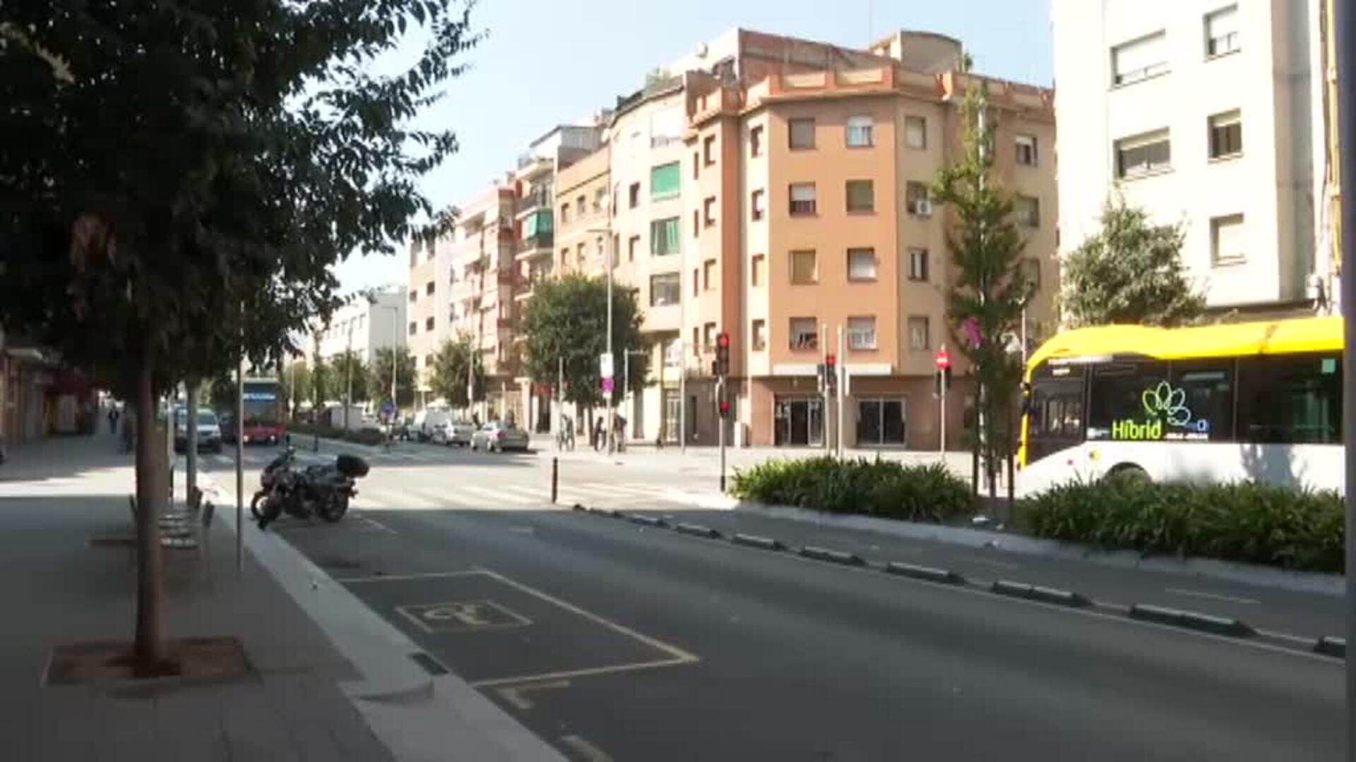 La pesadilla de un comerciante de Santa Coloma: robos y agresiones diarias en su propia tienda