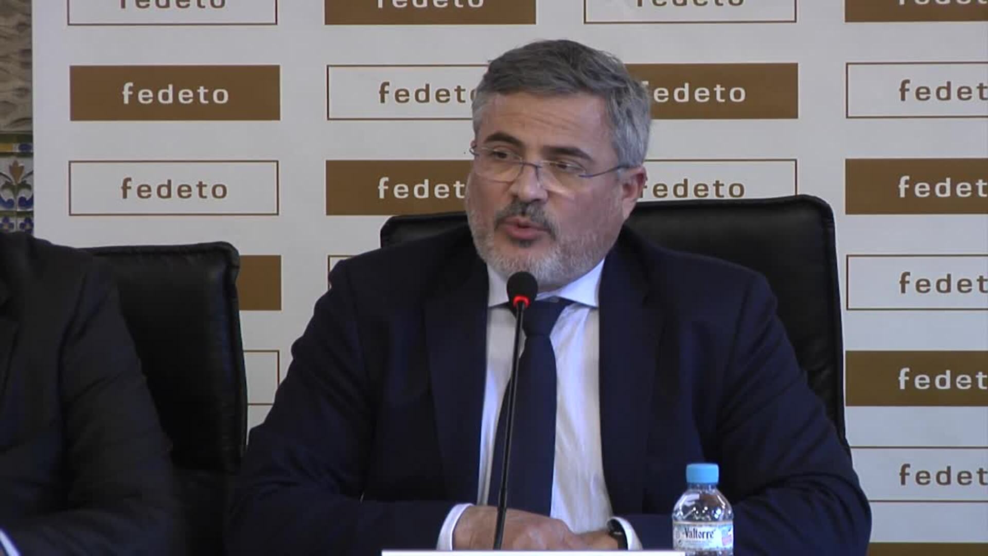 Las gasolineras de C-LM hablan de &quot;caos&quot; en el primer día de aplicación del descuento