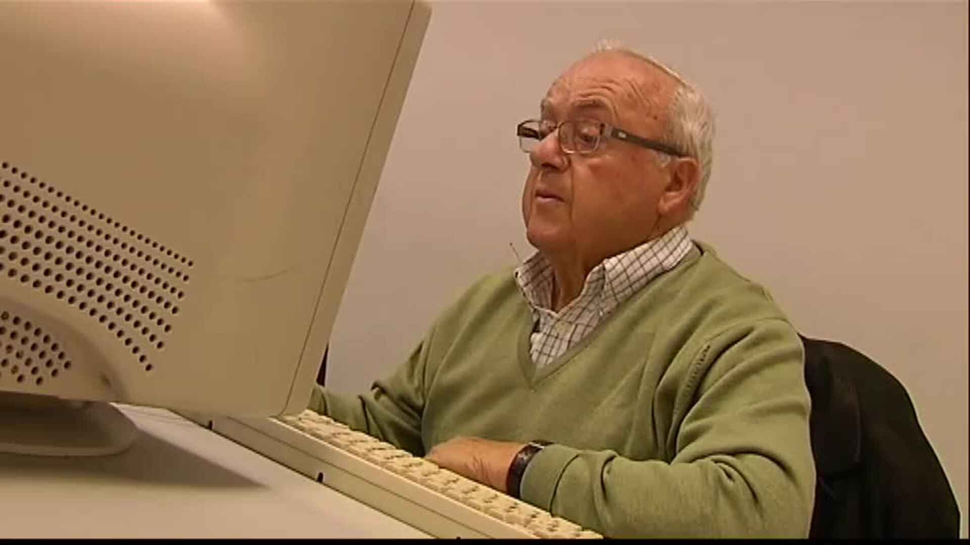 &quot;Hijo, bájame esta aplicación&quot; y otras peticiones digitales de los padres