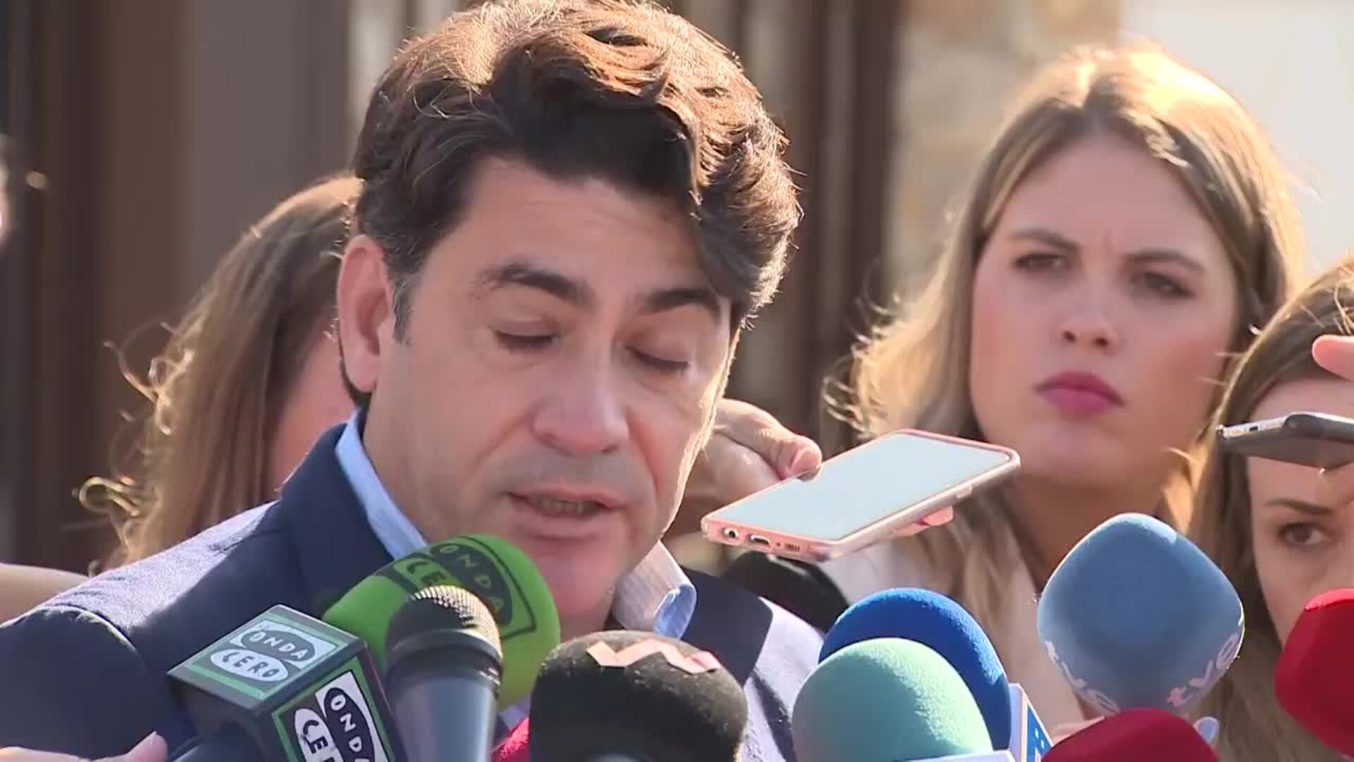 David Pérez da el pésame a familia de Blanca Fernández