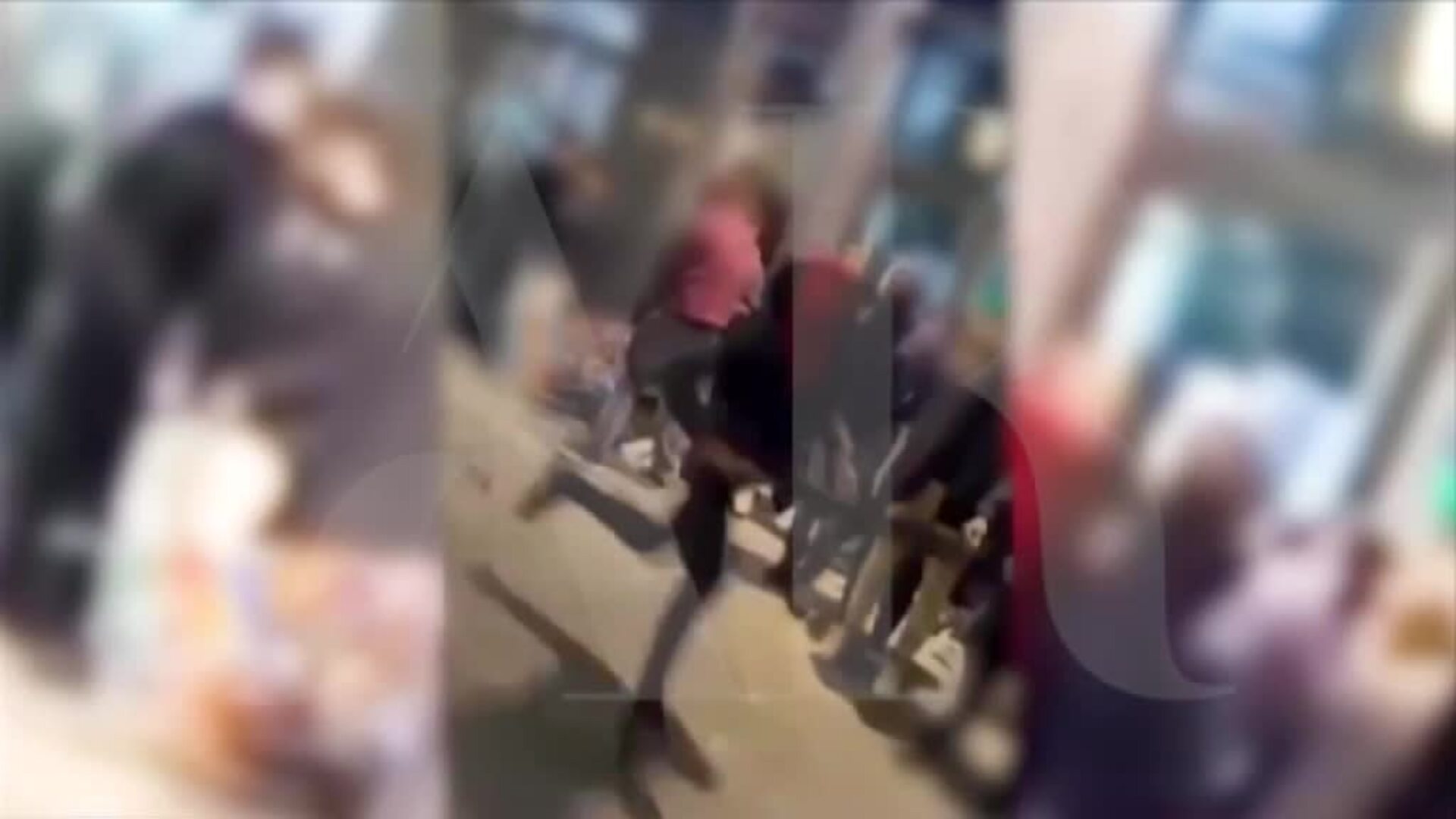 La policía vigila en los colegios la captación que hacen las bandas latinas de menores cada vez más pequeños