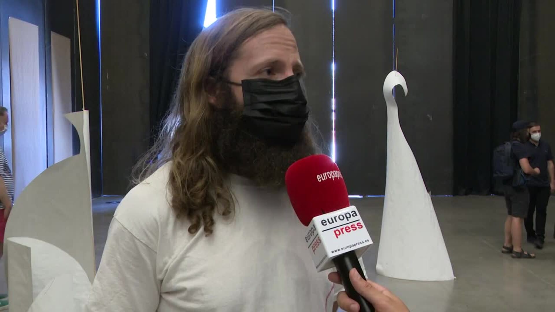 Exposición de residencias artísticas con artistas beneficiarios en Matadero