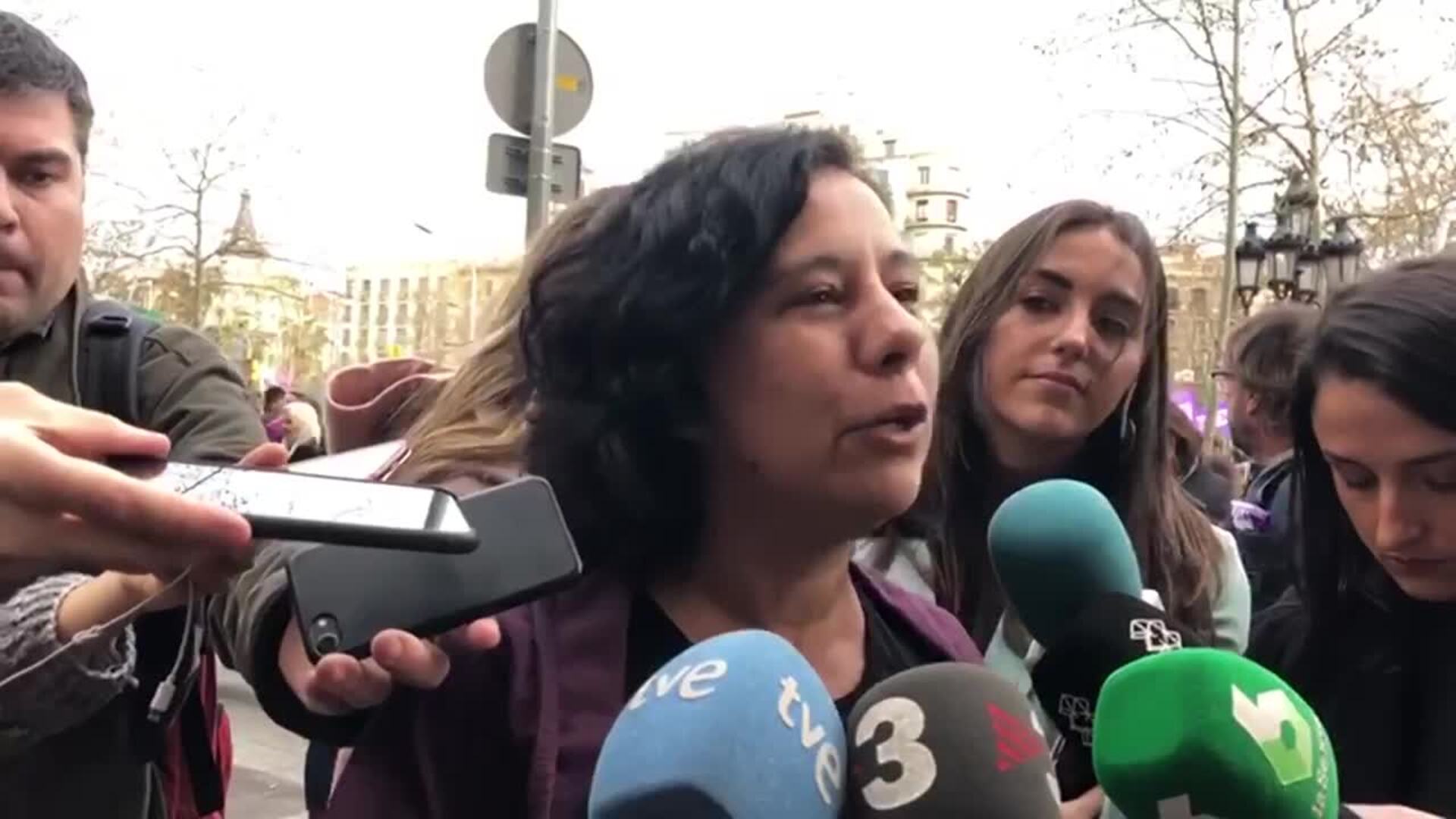 Segovia dice que el movimiento feminista &quot;también interpela al sistema económico&quot;